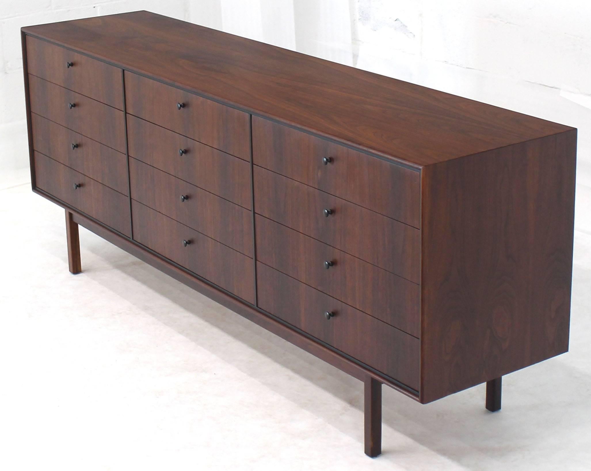 12 Drawers Oiled Walnut Mid Century Modern Long Dresser Credenza Danish In Excellent Condition In Rockaway, NJ