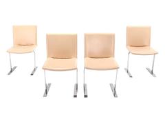 Set di quattro sedie da pranzo con base cromata del Medioevo