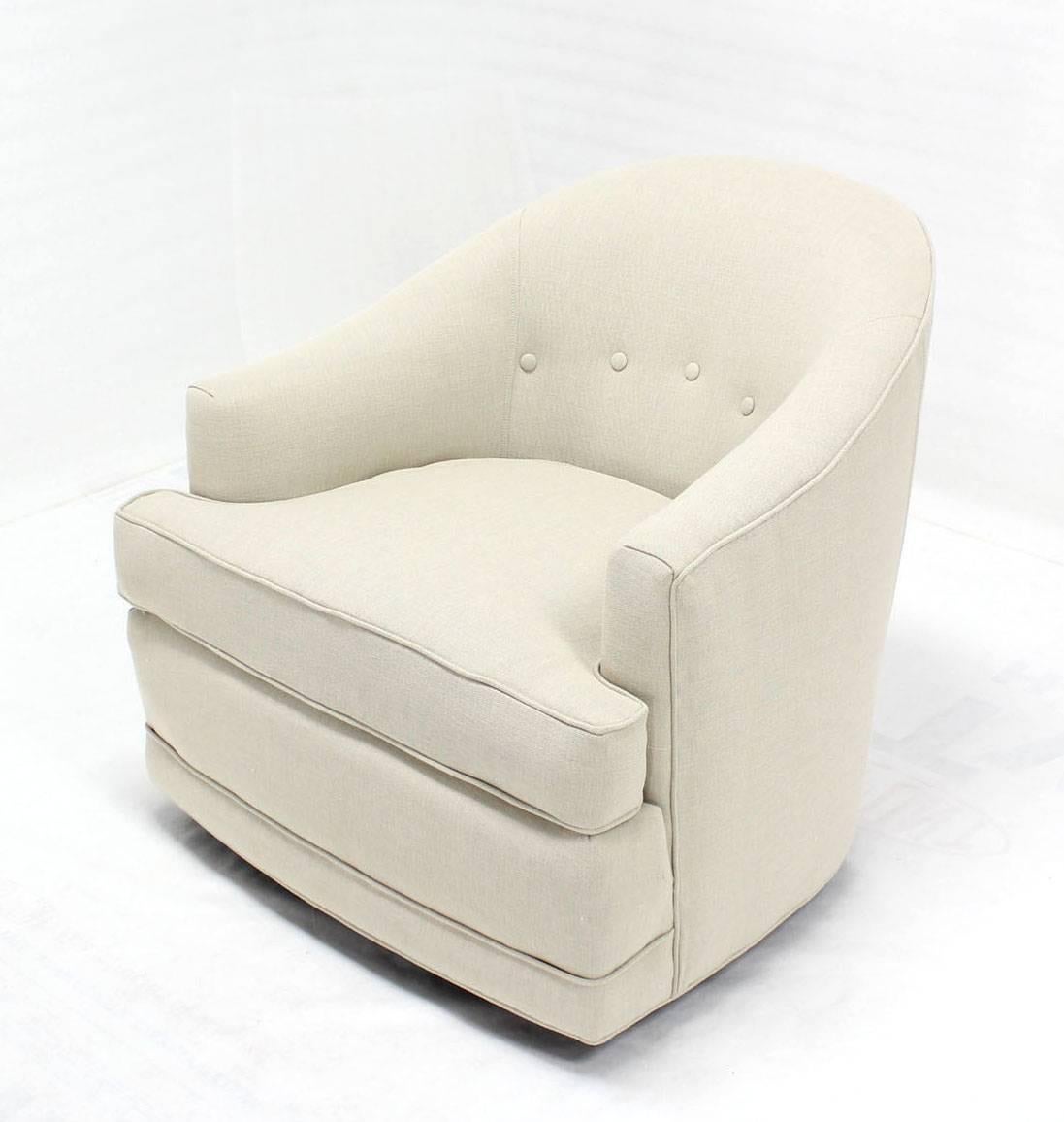 Pair of Barrel Back Swivel Chairs 2