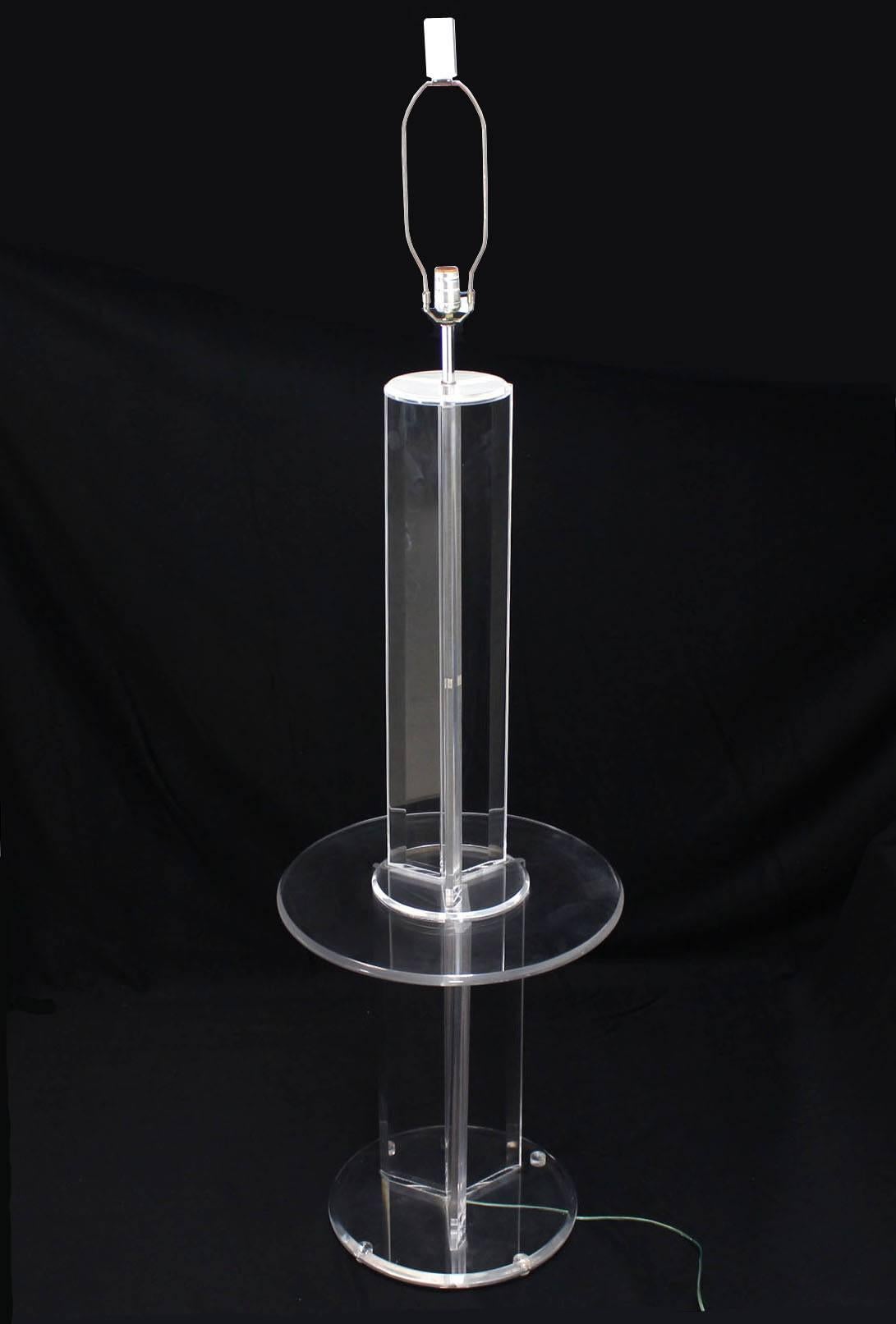 20th Century Mid Century Modern Lucite Floor Lamp with Round Built In Table For Sale