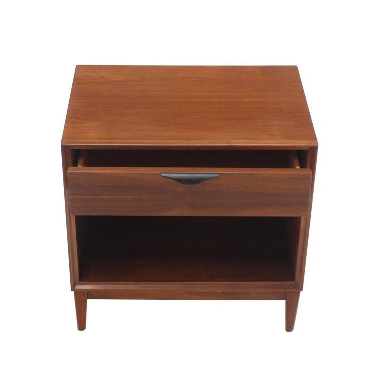 Lacquered Mid Century Modern Walnut End Side Table or Nightstand For Sale