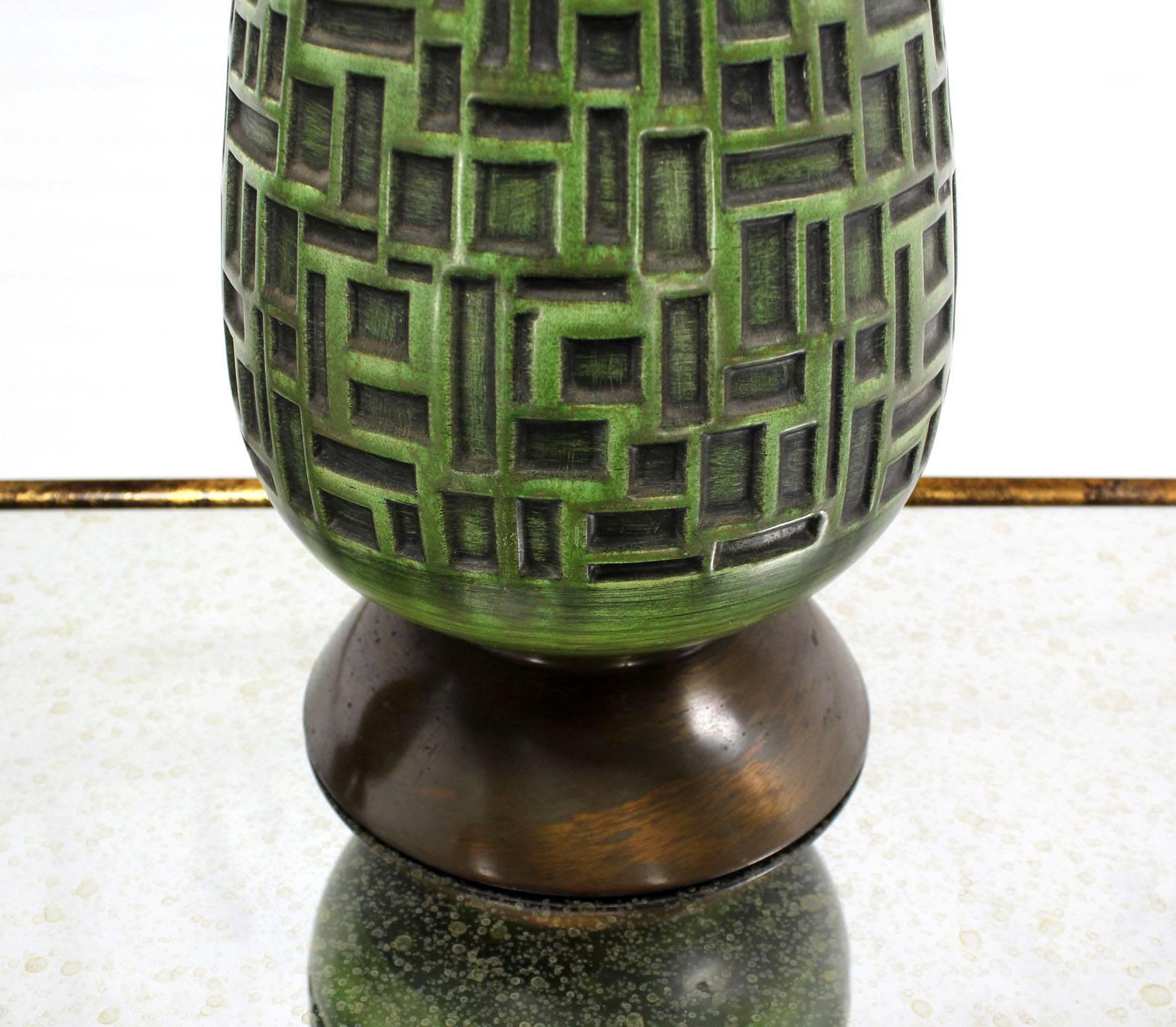 Mid-Century Modern Pair of Green Truffle Pattern Vase Shape Bases Table Lamps