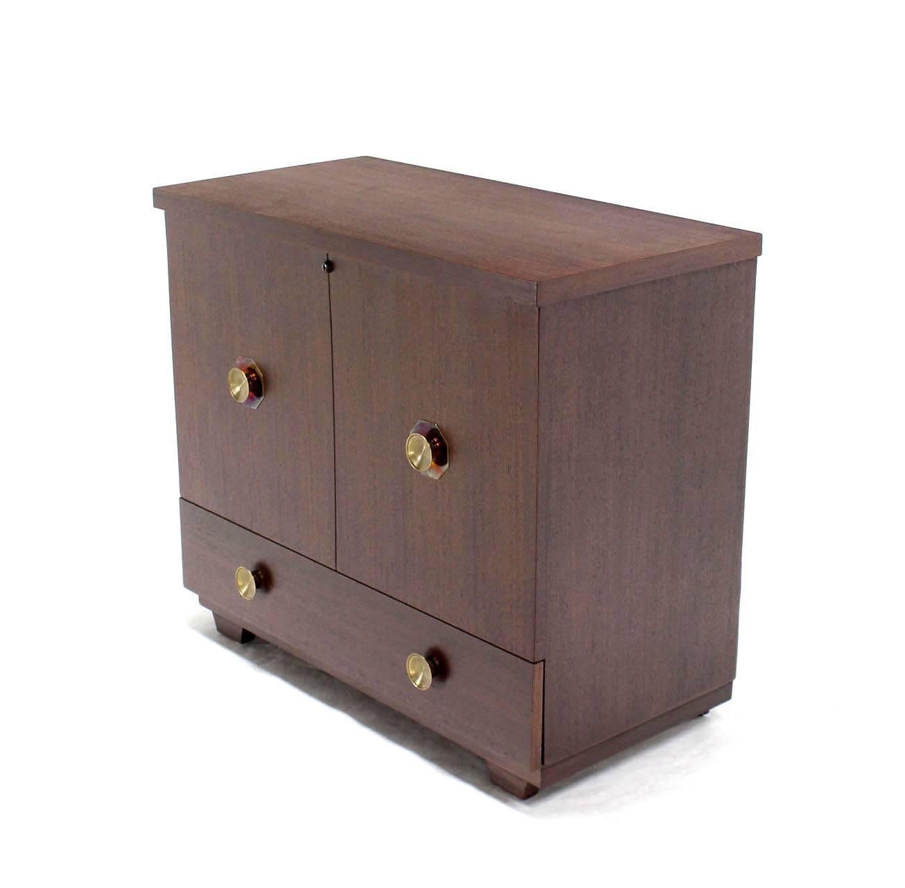 Mid Century Modern Cedar Lined Hope Chest w/ Brass Pulls One Bottom Drawer In Excellent Condition For Sale In Rockaway, NJ