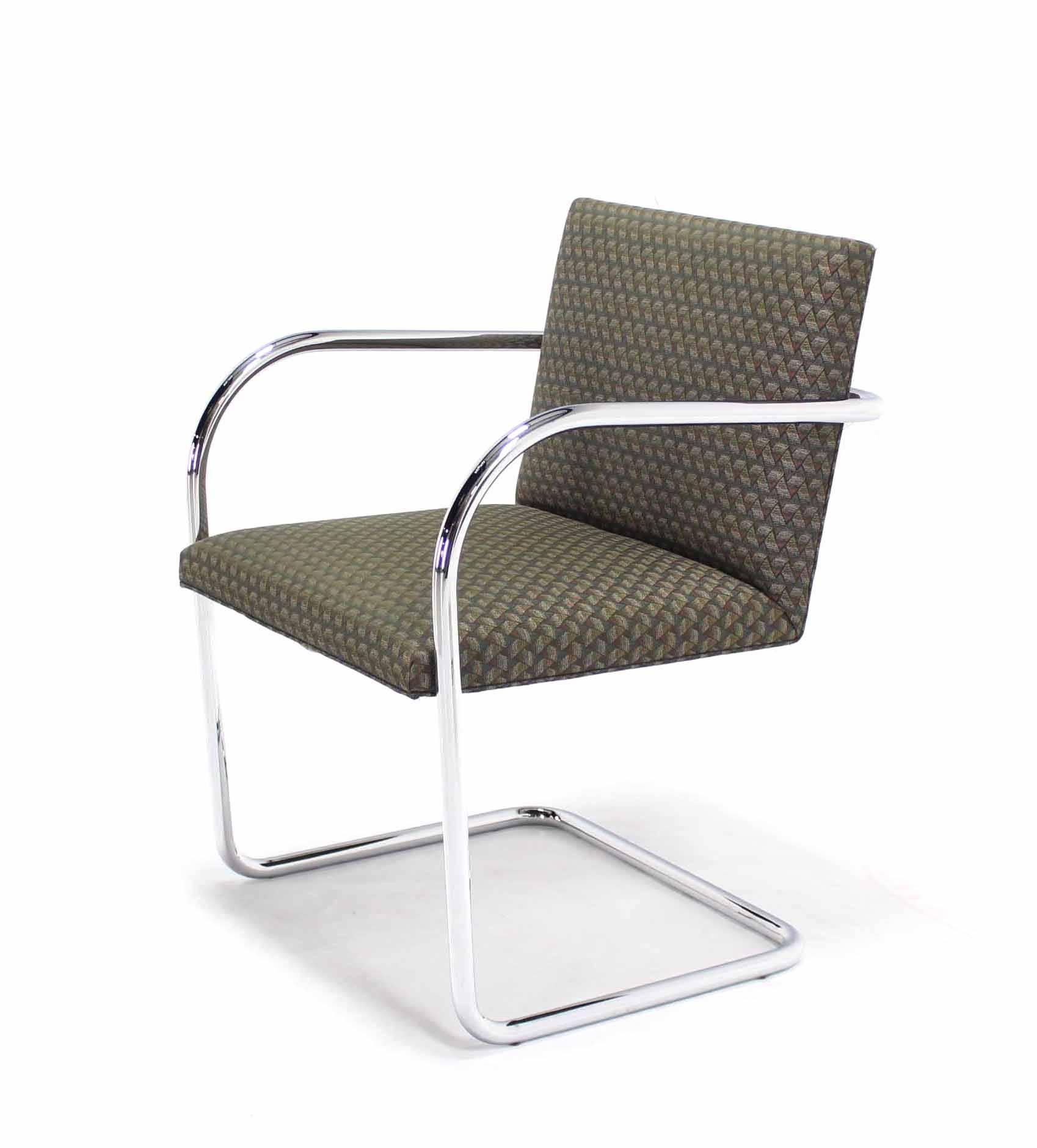 Pair of Mies Brno Side office dining  Chairs for Knoll In Excellent Condition For Sale In Rockaway, NJ