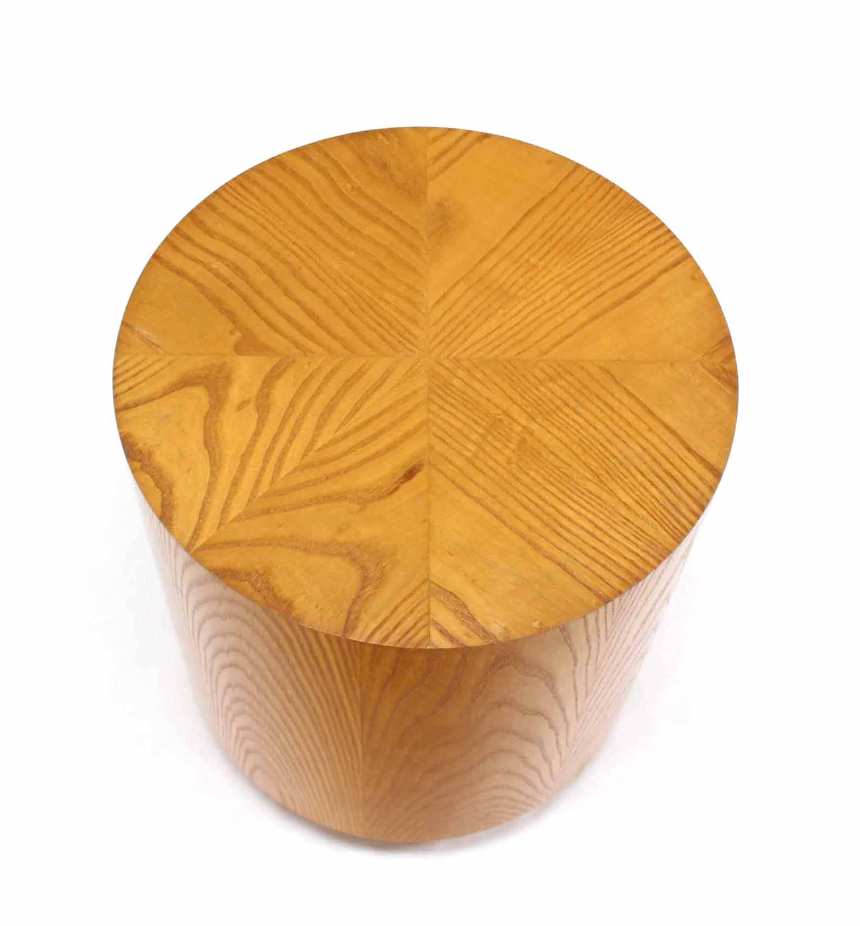 round cylinder table