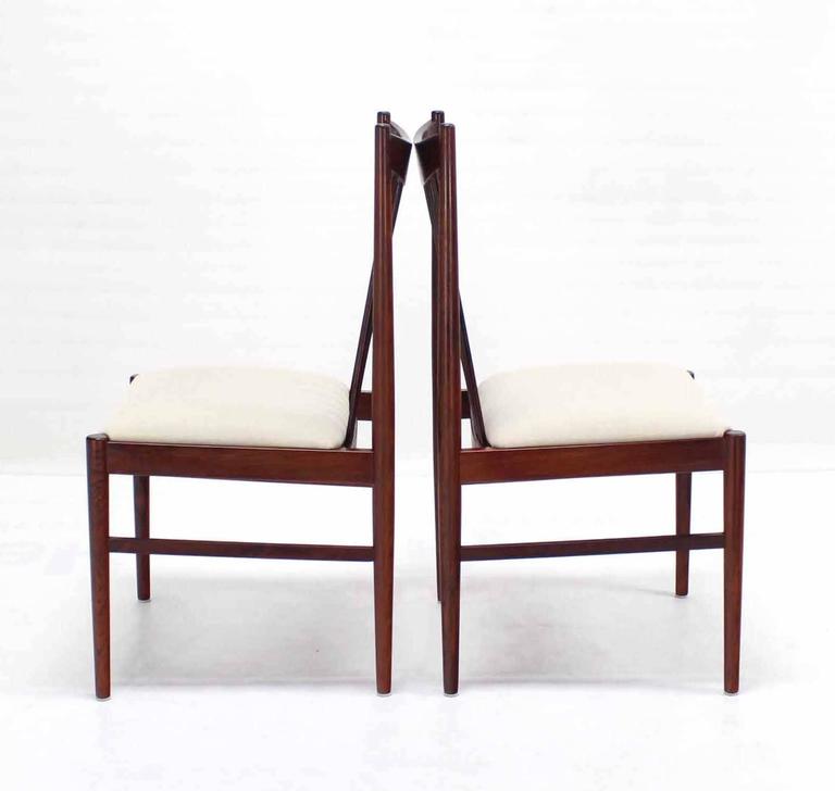 Set of Four Danish Mid Century Danish Modern Rosewood Spindle Back Dining Chairs In Excellent Condition For Sale In Rockaway, NJ