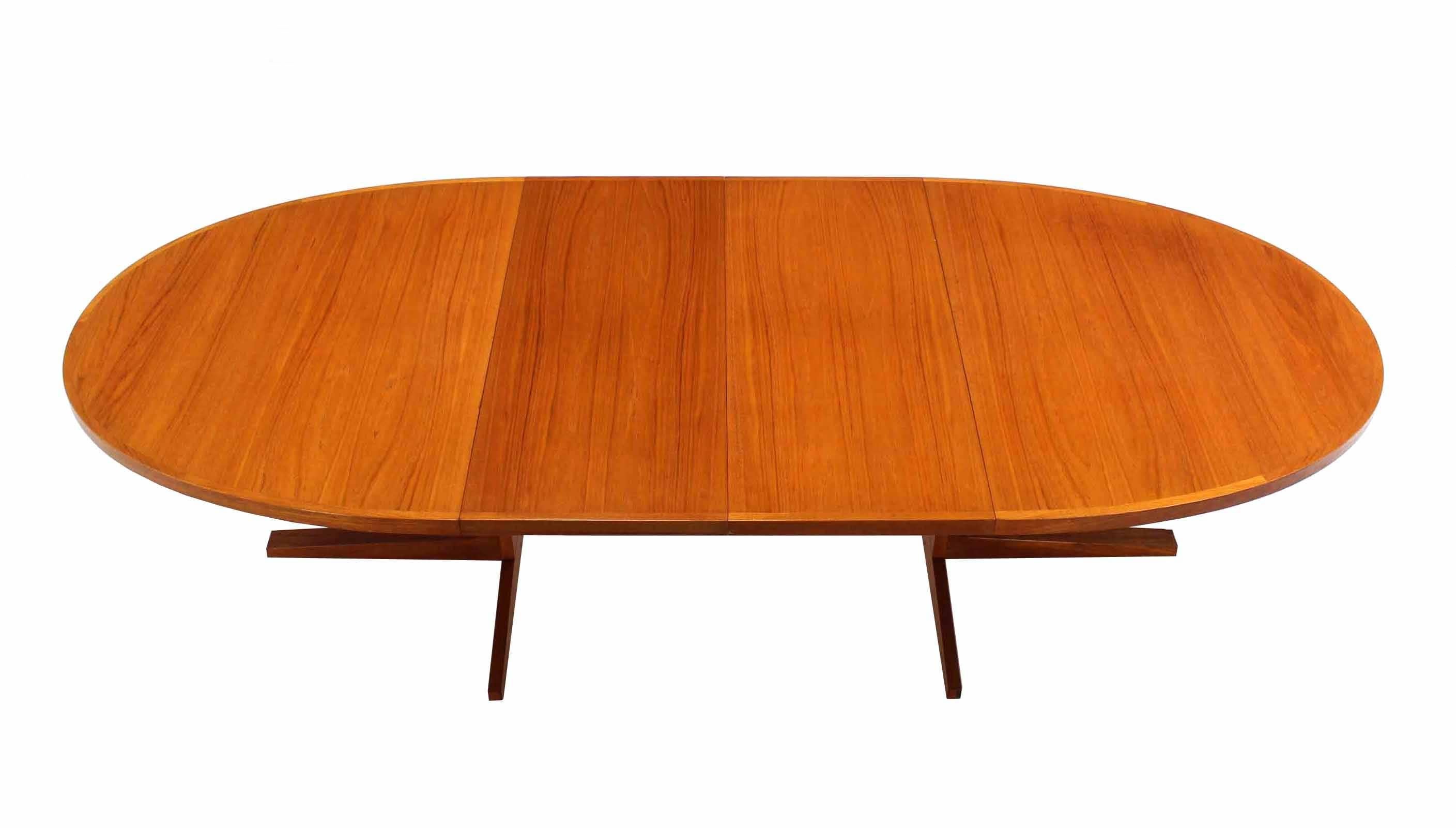 American Danish Mid Century Modern Teak Dining Table with Two Leaves