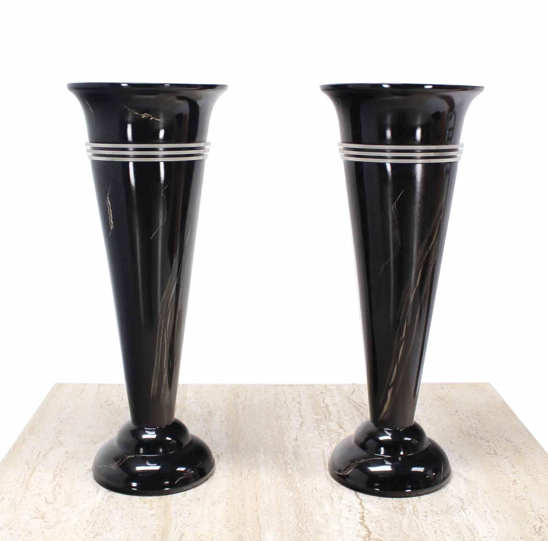 20th Century Pair of Tall Urn Shape Lamps For Sale