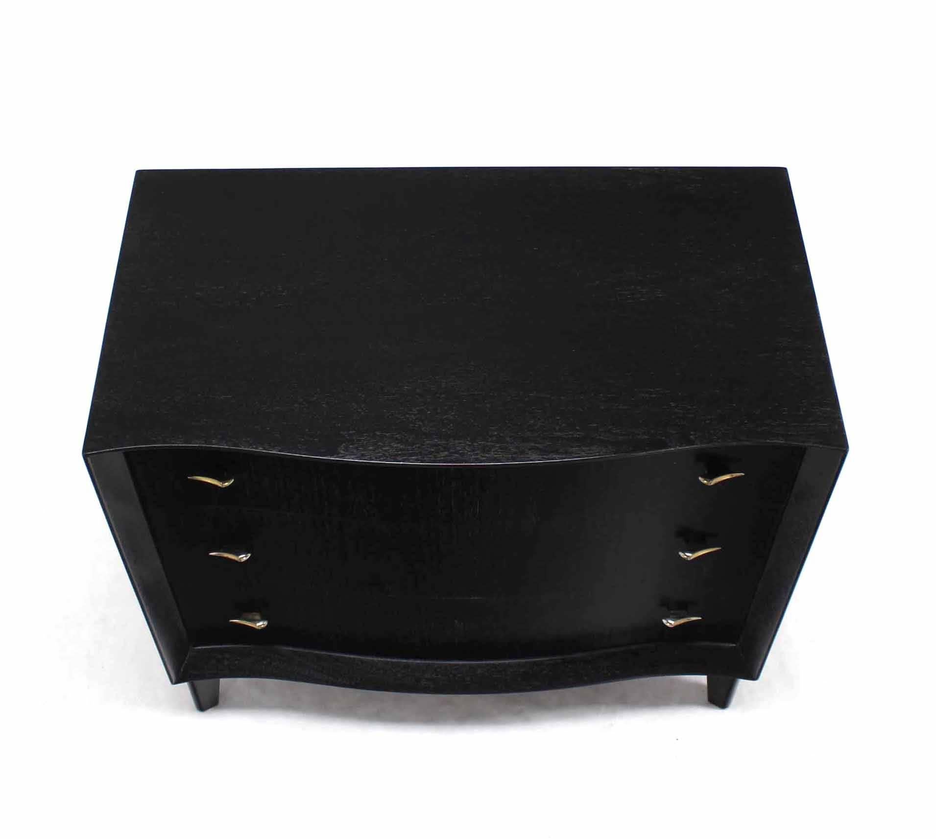bachelor chest modern