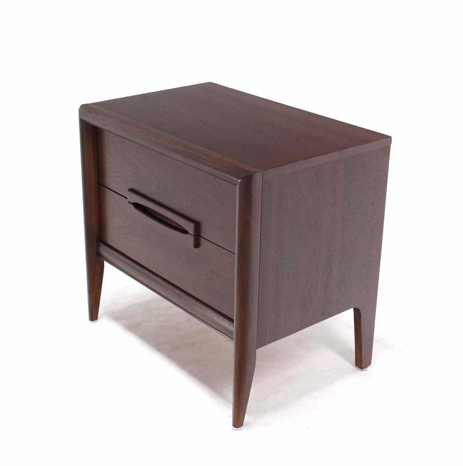 Pair of Walnut MidCentury Nightstands For Sale at 1stdibs