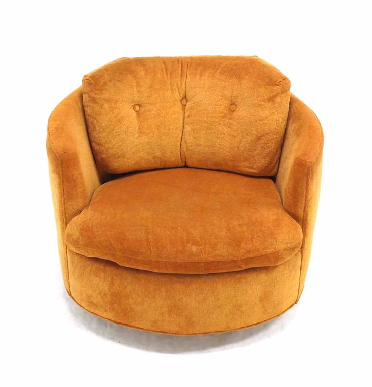 MidCentury Modern Round Barrel Back Swivel Lounge Chair at 1stDibs