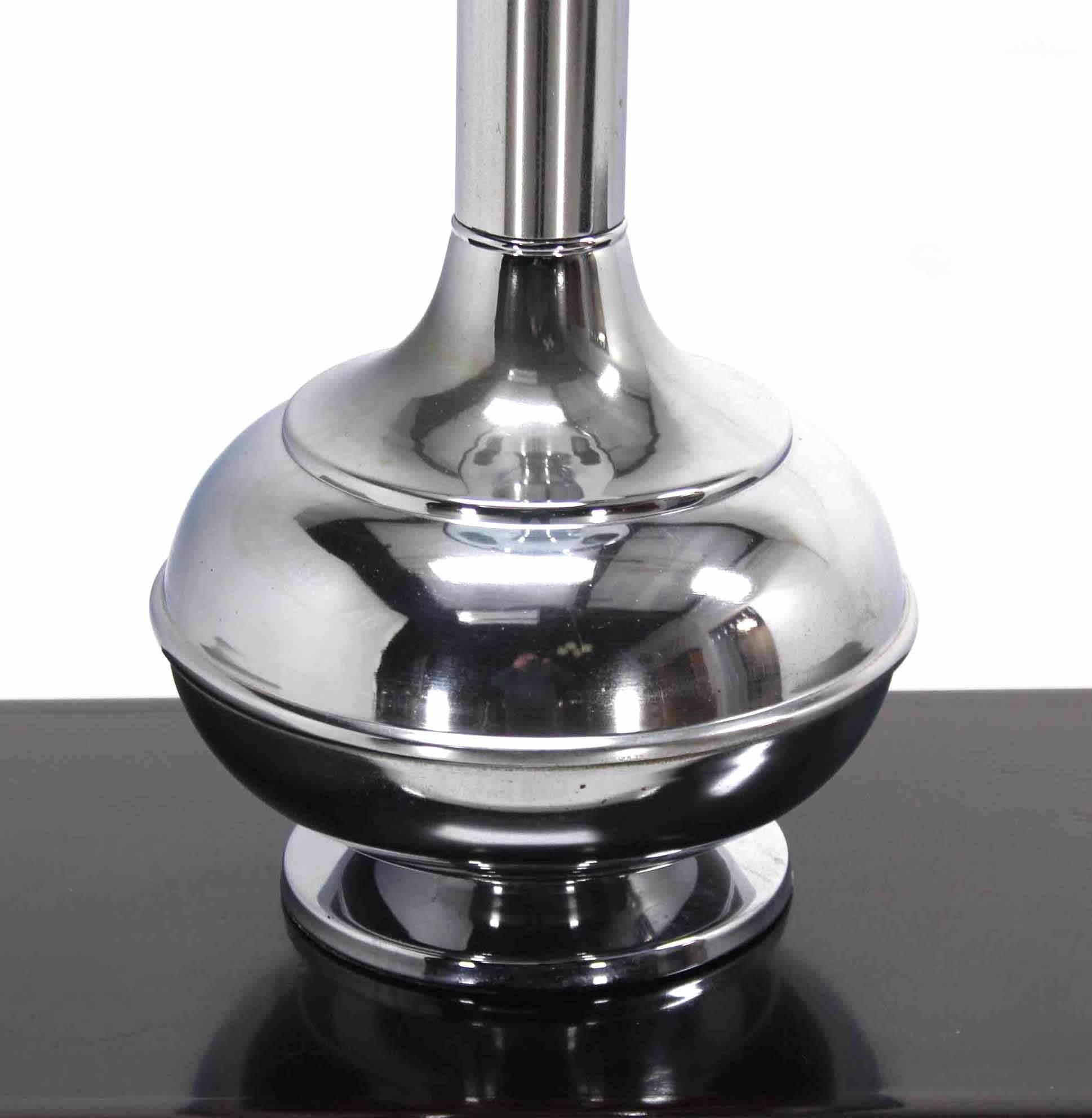 Polished Nice Chrome Base Mid-Century Modern Turn Shape Table Lamp For Sale