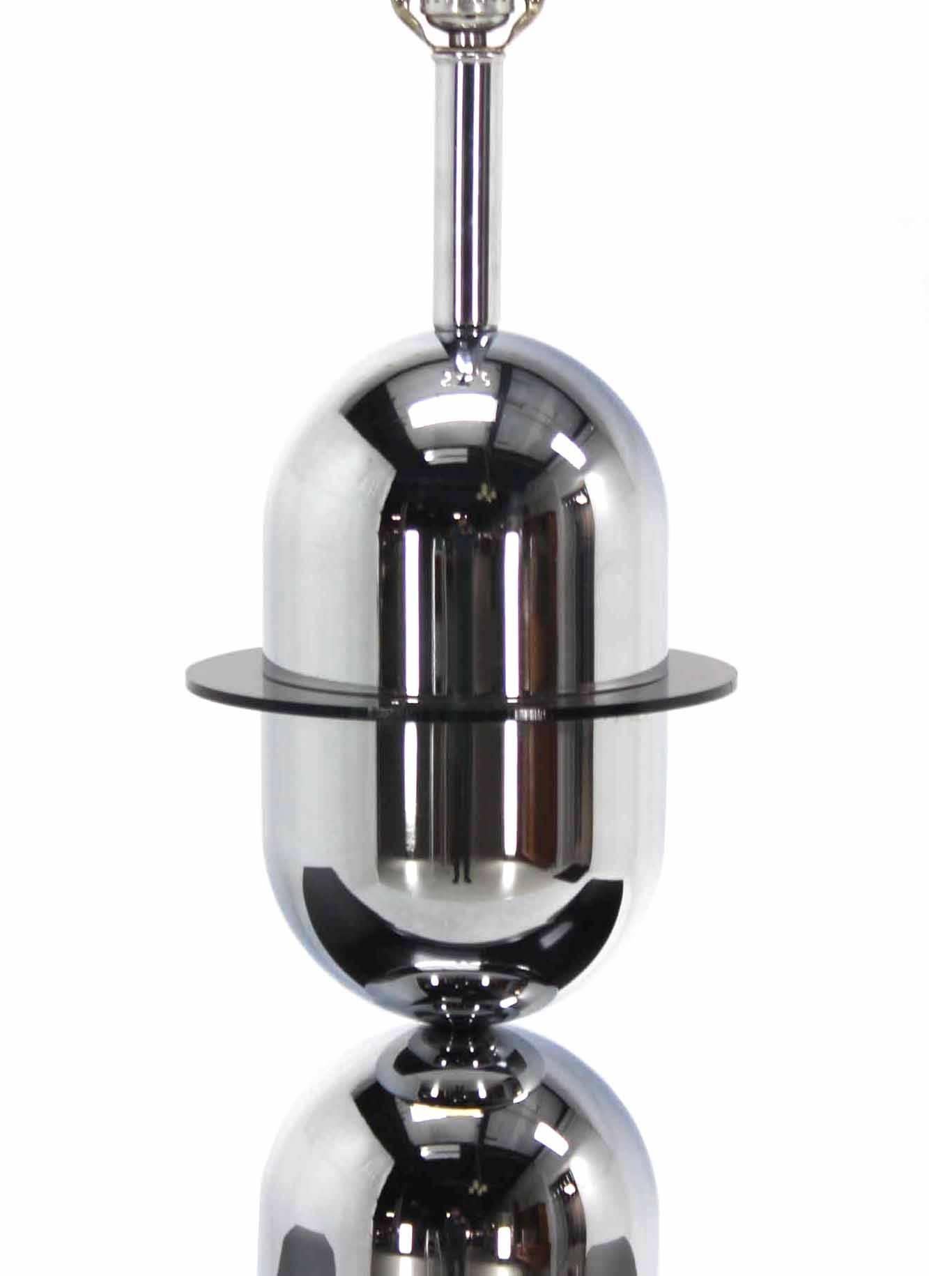 Mid-Century Modern Mid Century Modern Polished Chrome Bullet Shape Table Lamp For Sale