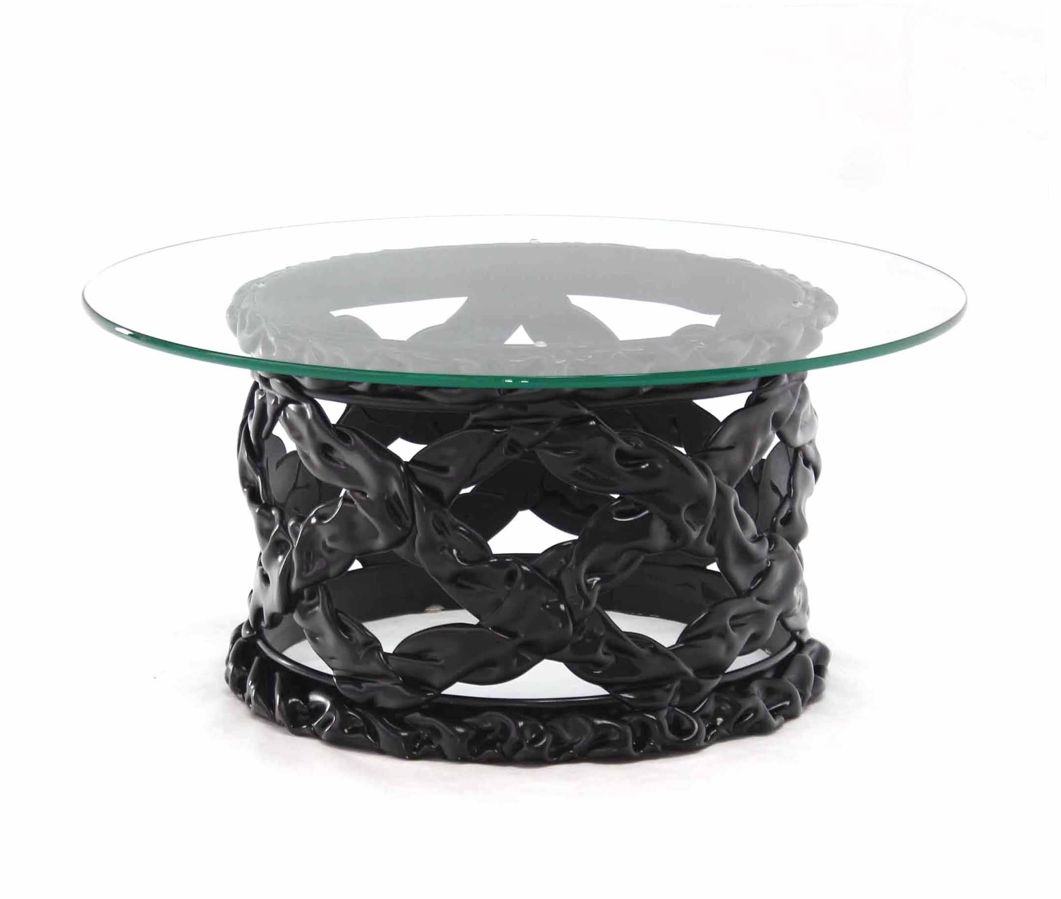 Black Lacquer Spaghetti Style Mid-Century Modern Round Glass Top Coffee Table For Sale 2