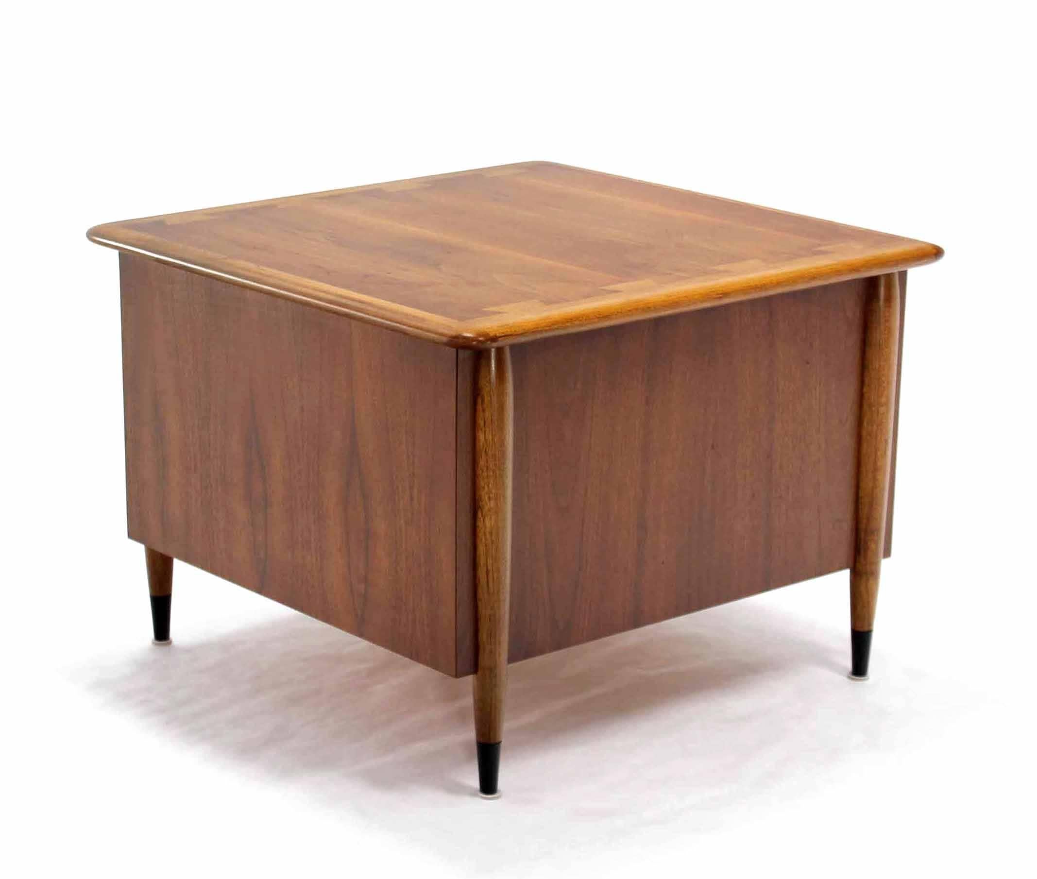 20th Century Pair of Walnut End Tables Dovetail Top Designs