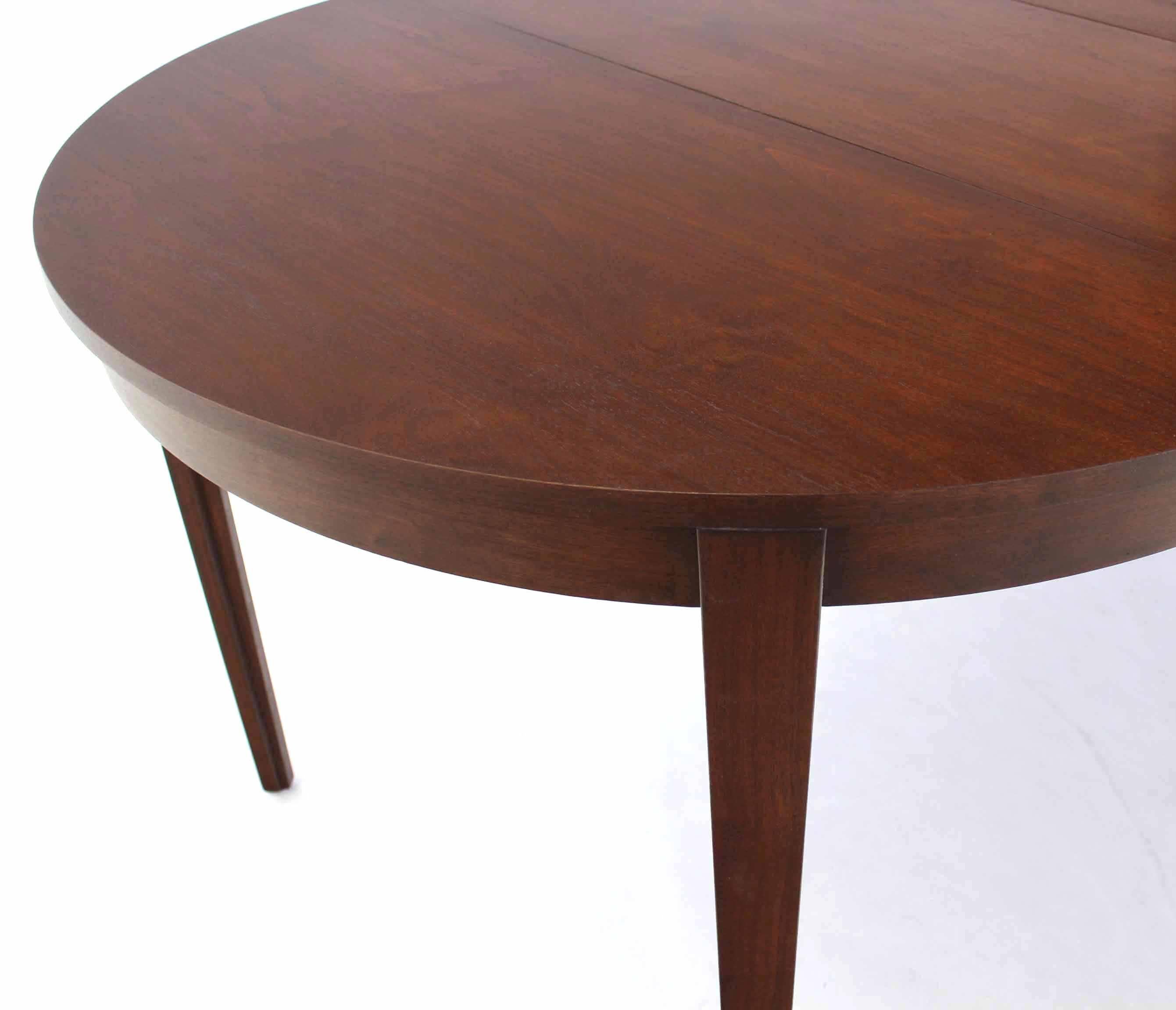 Round Dunbar Dining Conference Table  Four Extension Leaves In Excellent Condition In Rockaway, NJ