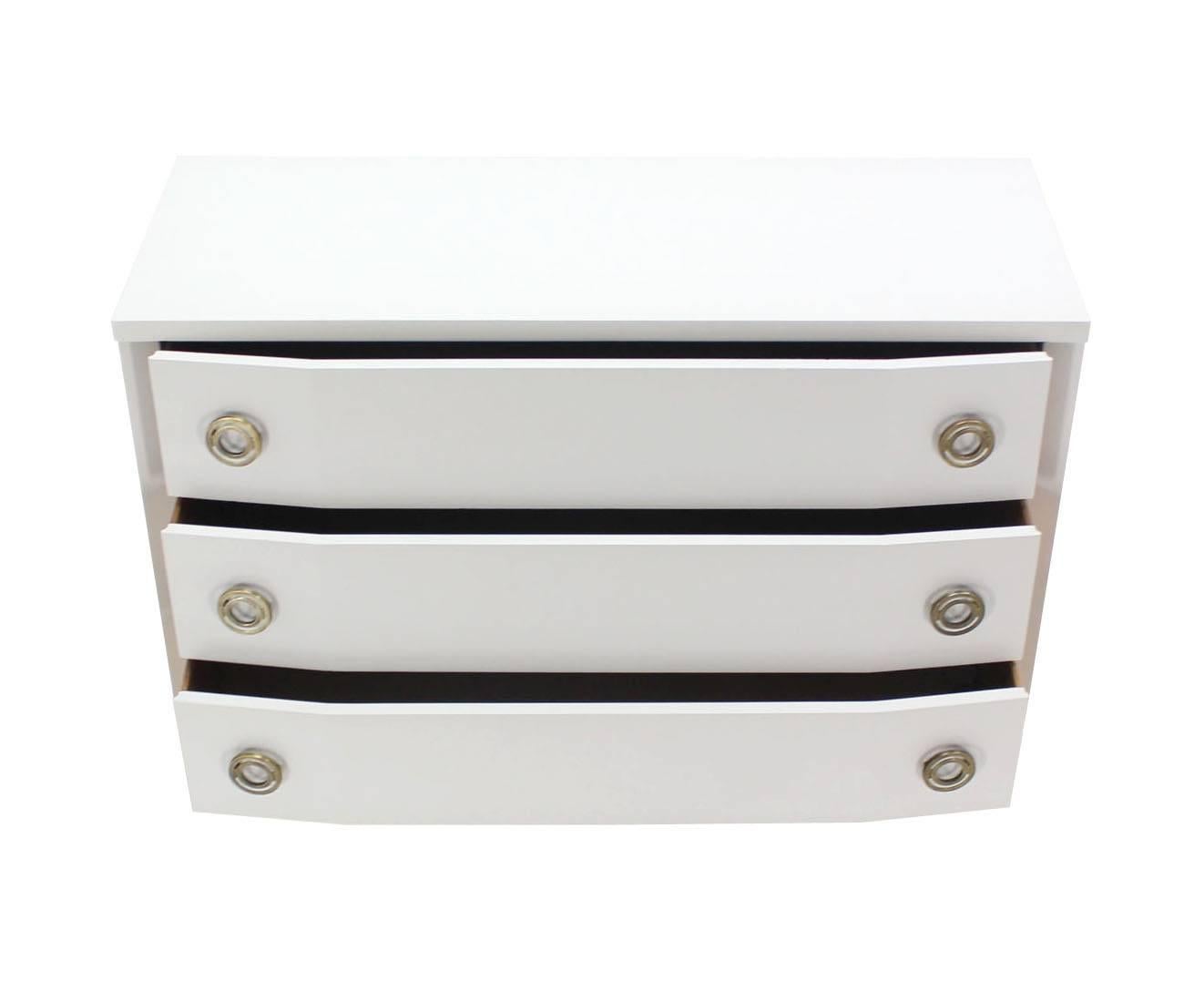 20th Century White Lacquer Mid Century Modern Three Drawer Dresser w/ Round Deco Pulls