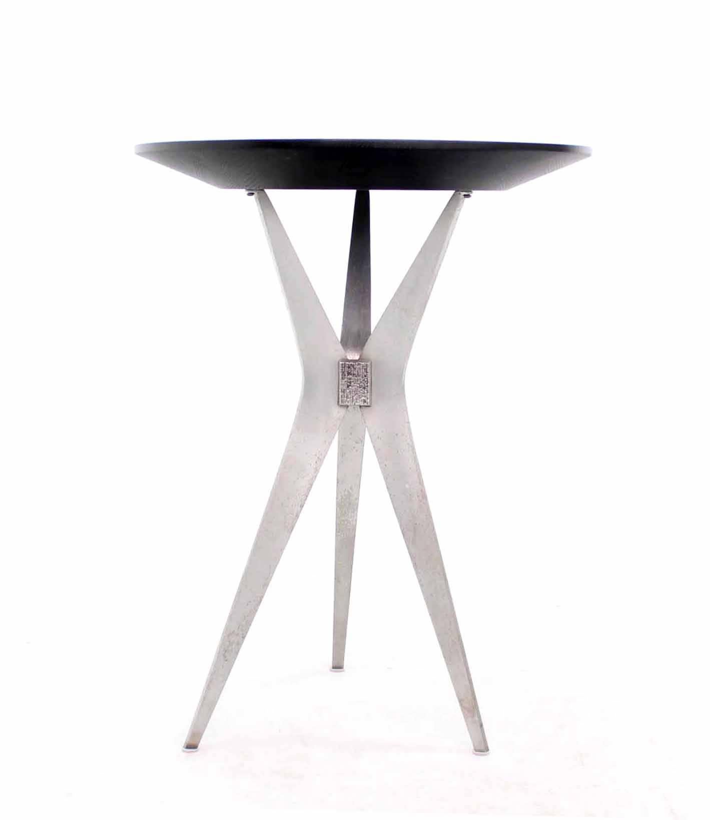 20th Century Tall Cast Aluminum Tri-Leg Base Round Cafe Dinette Table