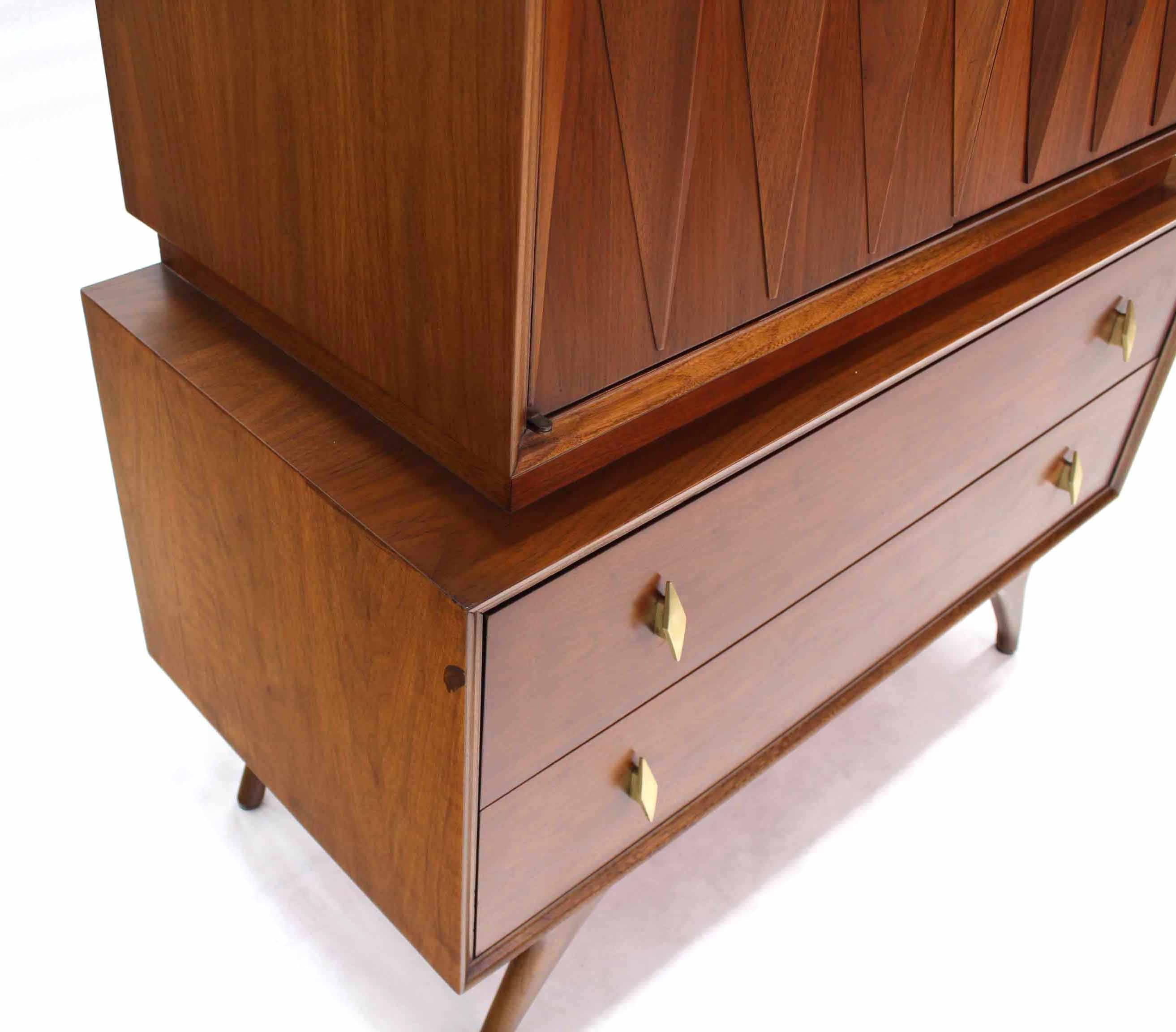 Lacquered Diamond Pattern Mid-Century Modern Gentlemen’s Chest