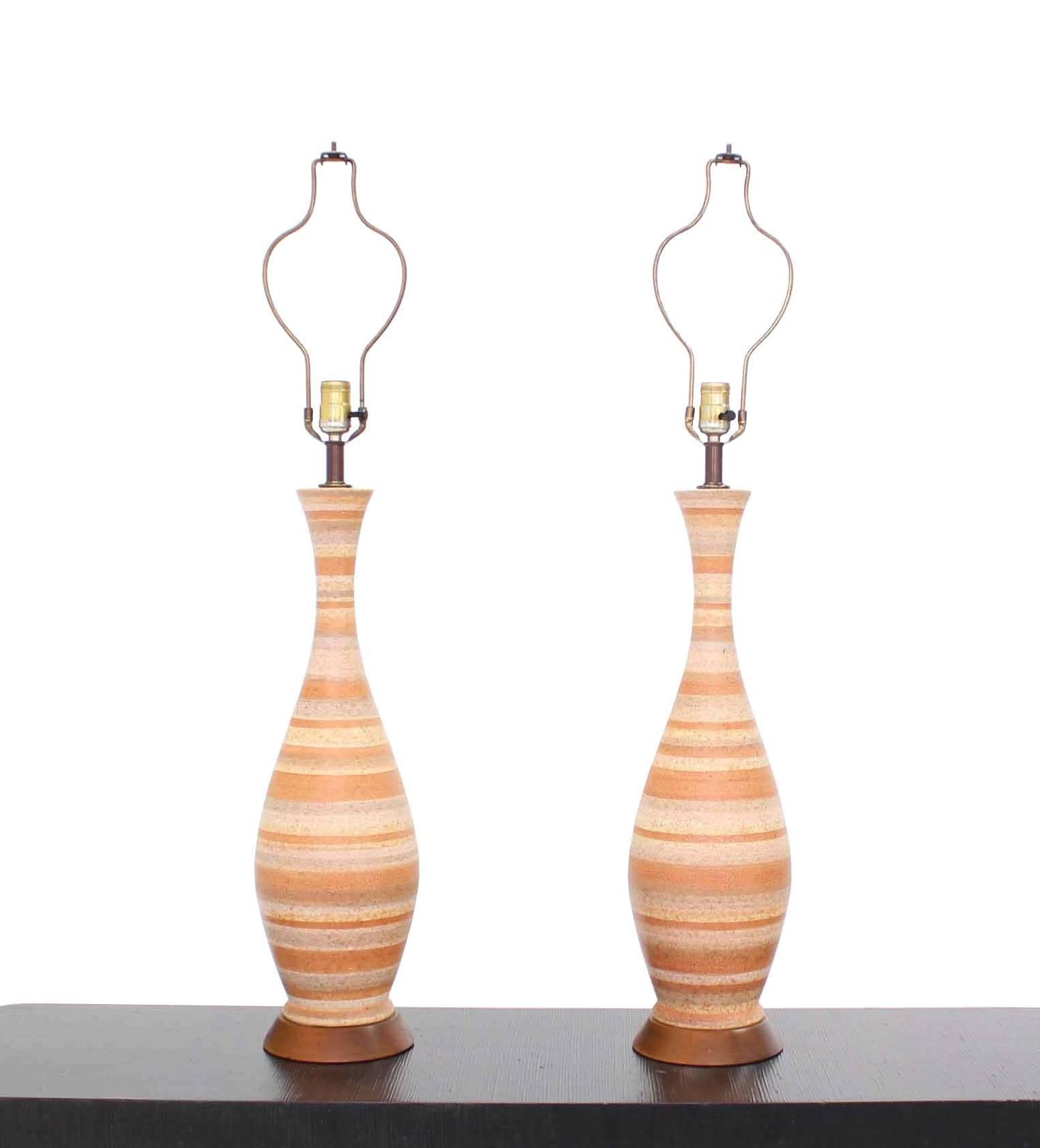 Mid-Century Modern Pair of Vase Shape Art Pottery Table Lamps Turned Walnut Bases
