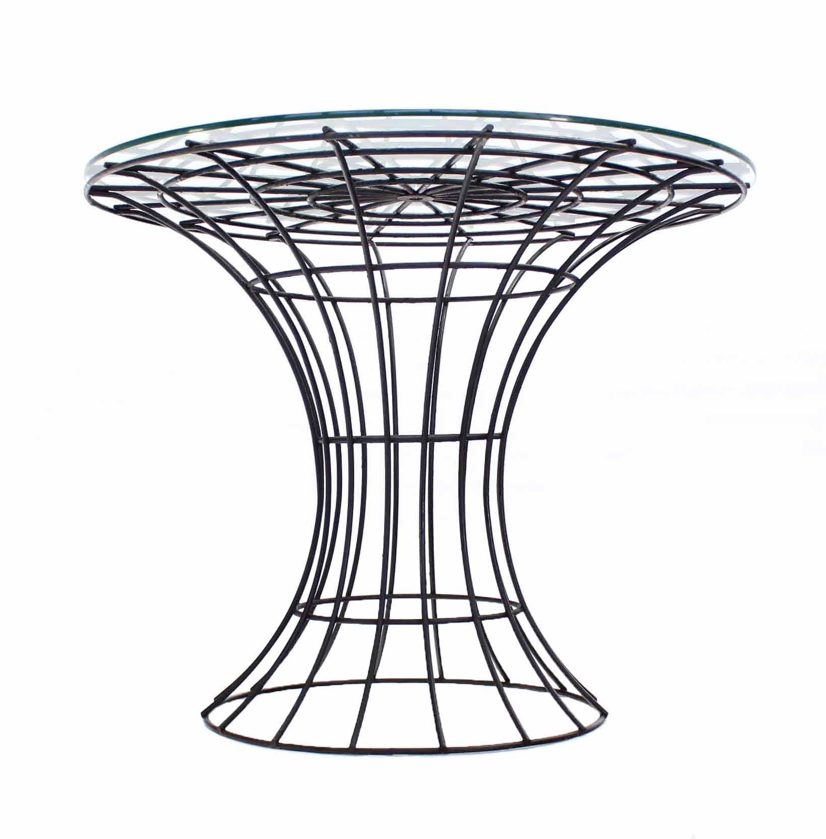 Mid-Century Modern John Risley Four Pieces Welded Wire Outdoor Dining Dinette Set Round Table