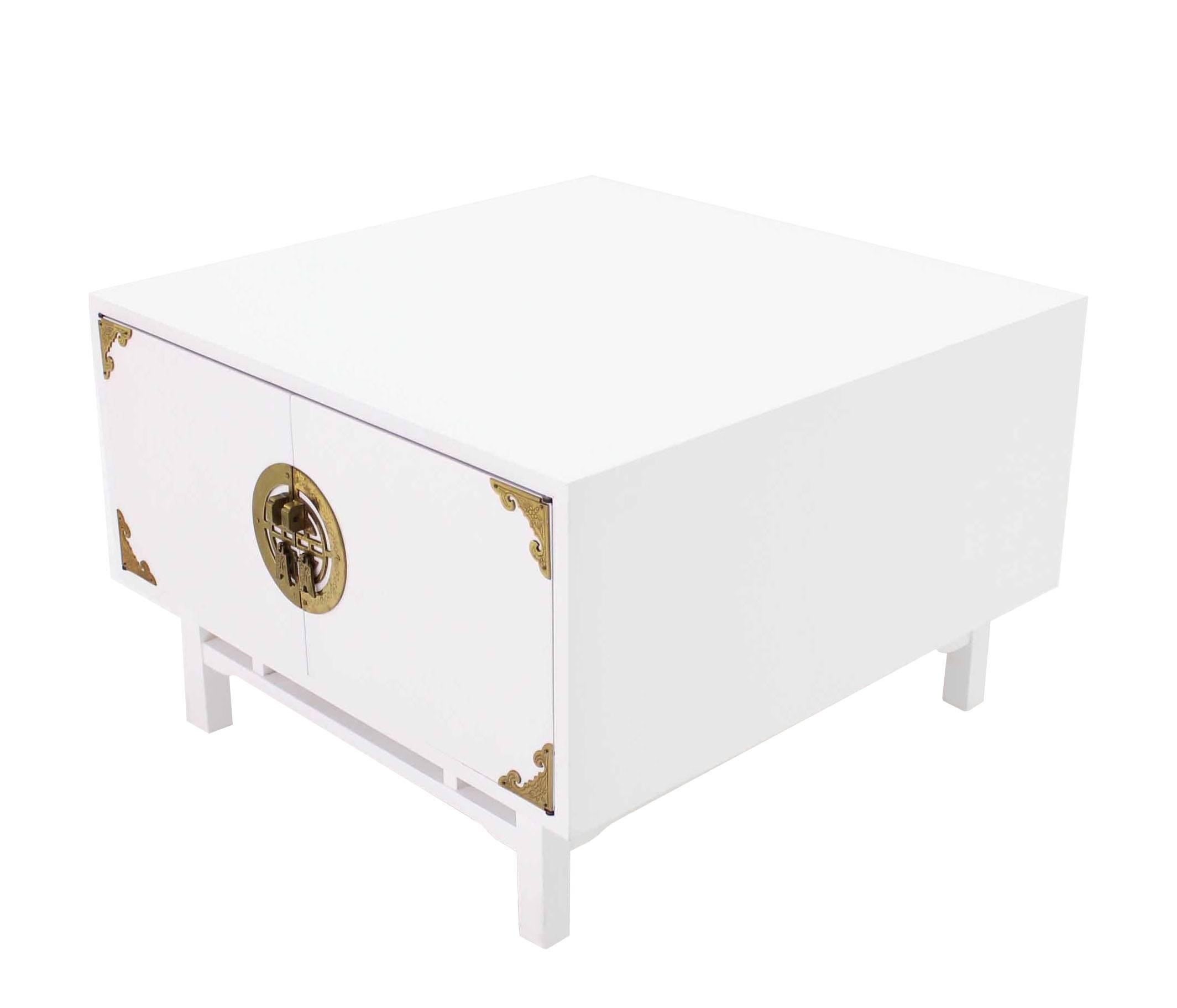 American Pair Large Square White Lacquer End Side Tables Campaign Style Brass Pulls