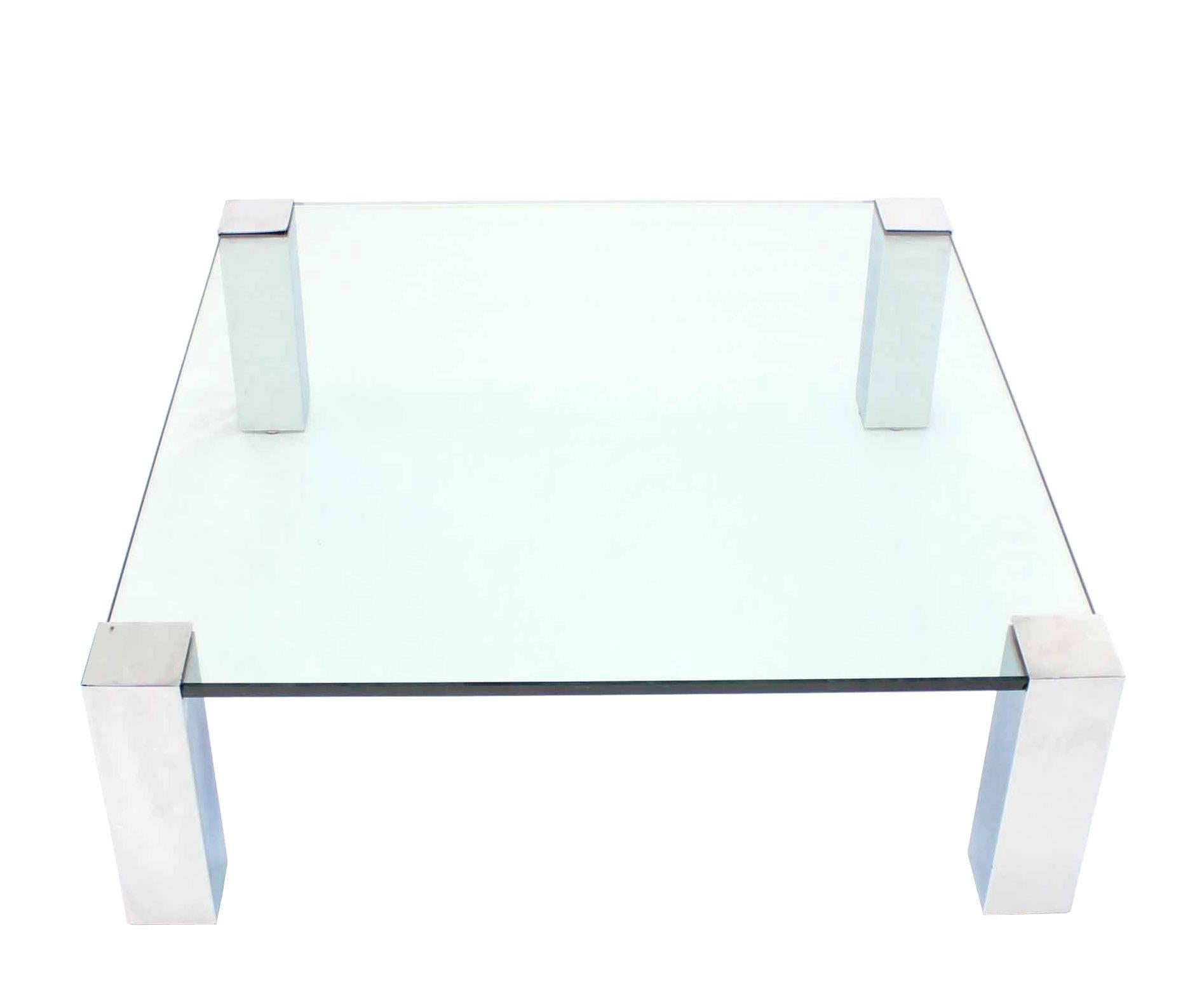 Américain Grande table basse carrée de style Modernity sur pieds d'angle chromés en vente