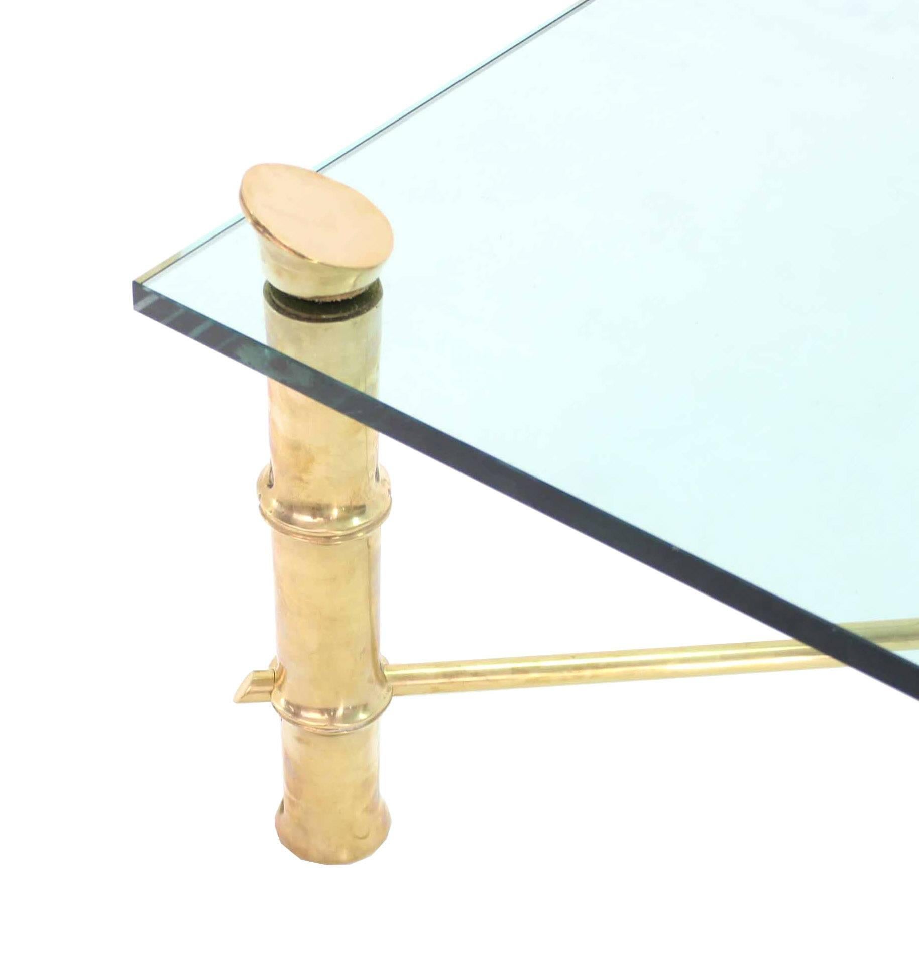 Américain Grande table basse carrée à pieds en laiton massif moulé 45 x 45 cm en faux bambou en vente