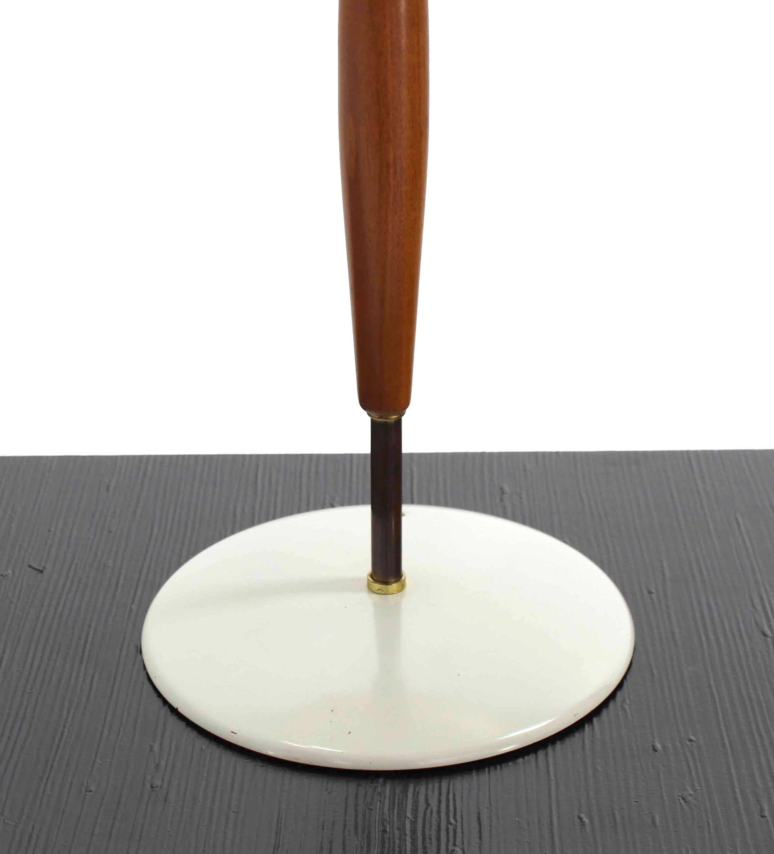 Mid-Century Modern Walnut and Metal Table Lamp 1