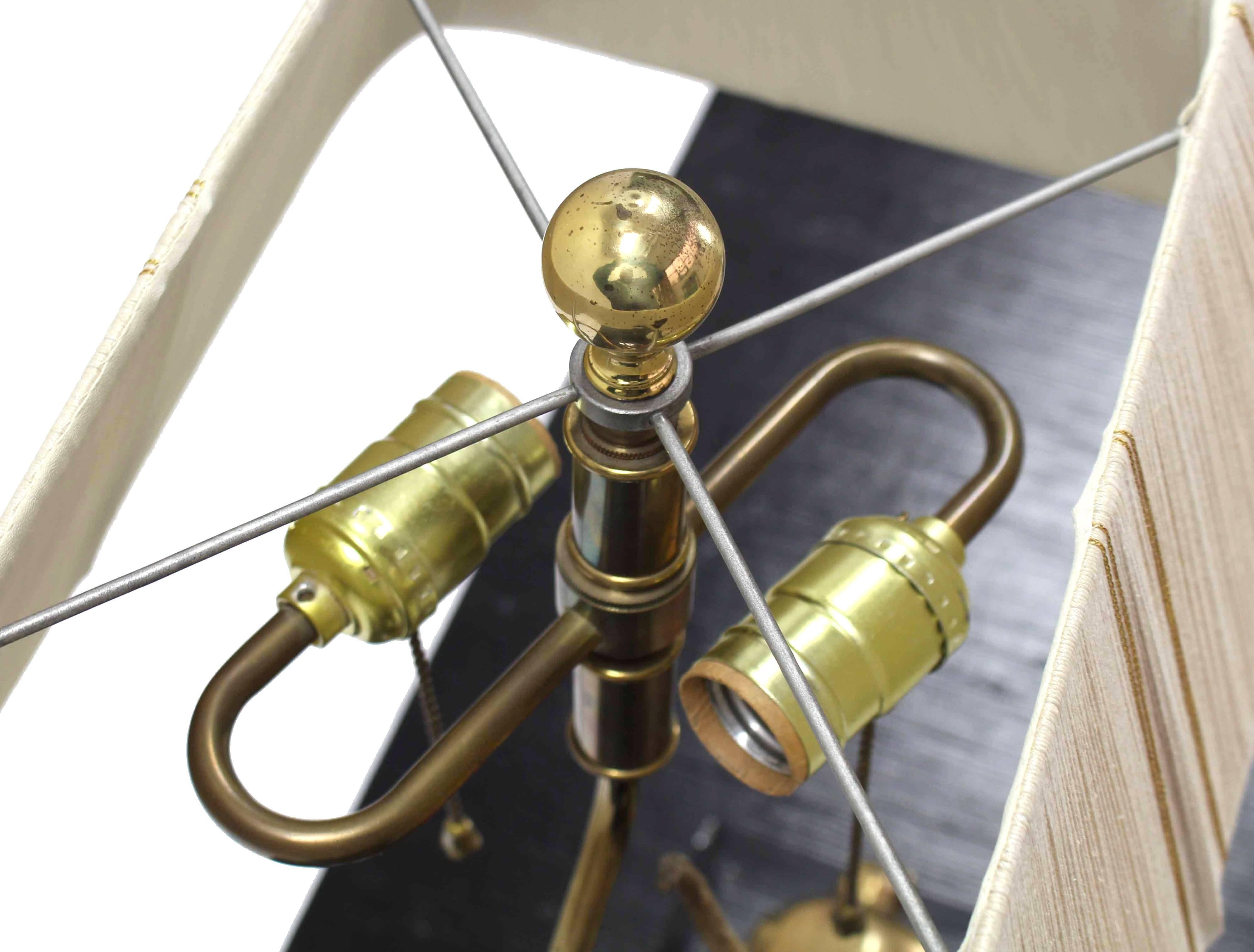 20th Century Brass Deer Sculpture Table Lamp on Lucite Base