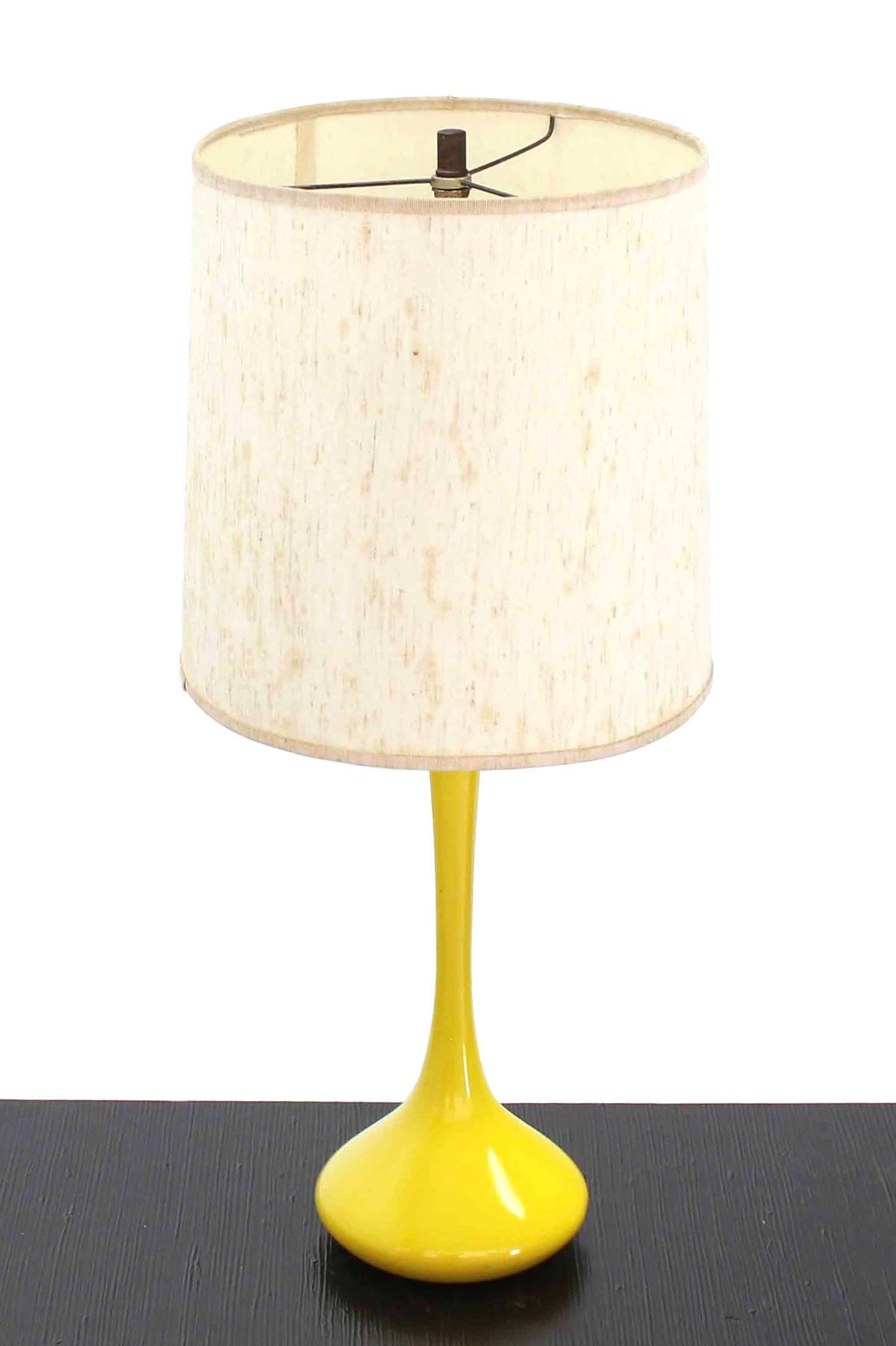Mid-Century Modern Table Lamp For Sale 1