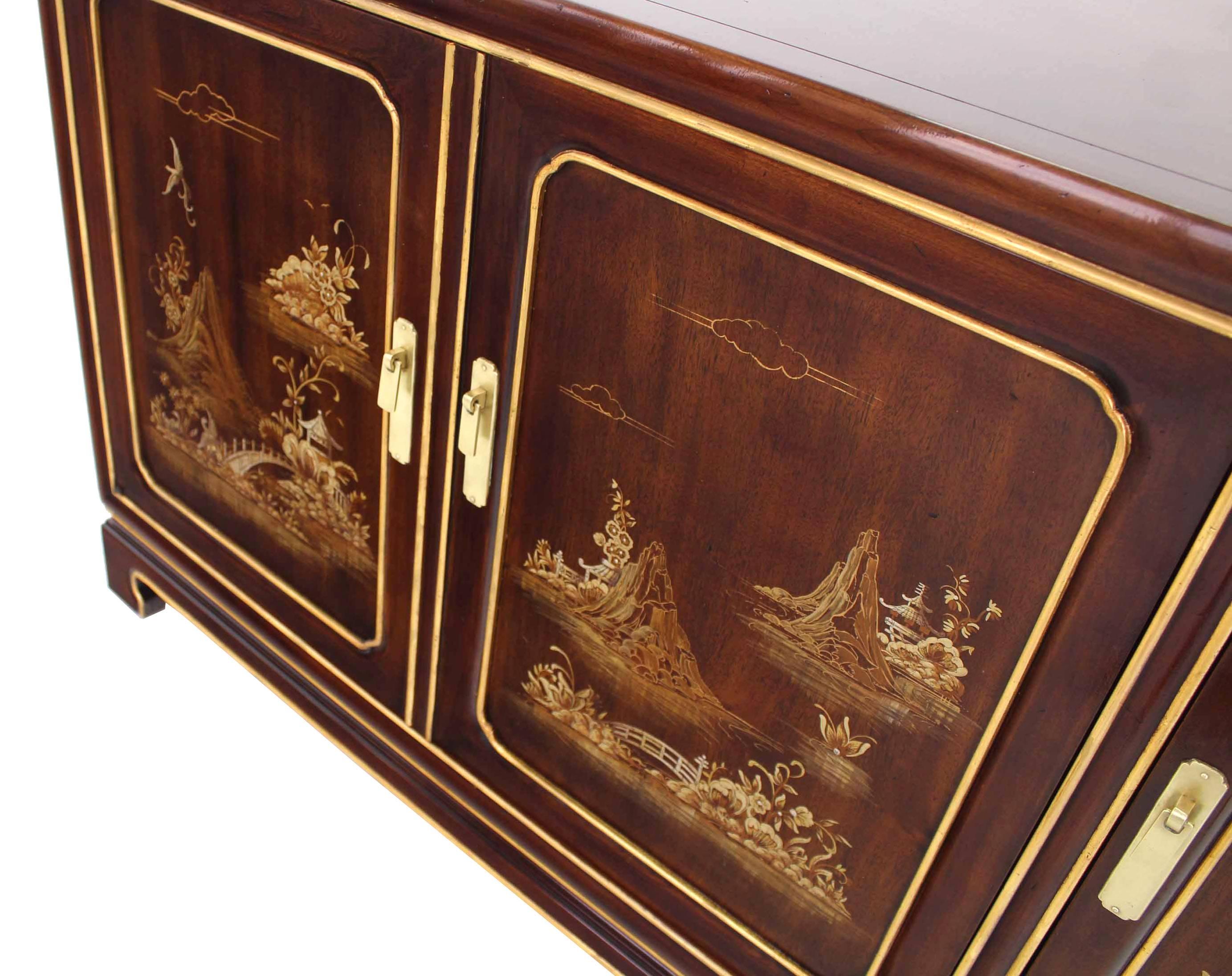 Pair of Oriental Motive Cabinets 1