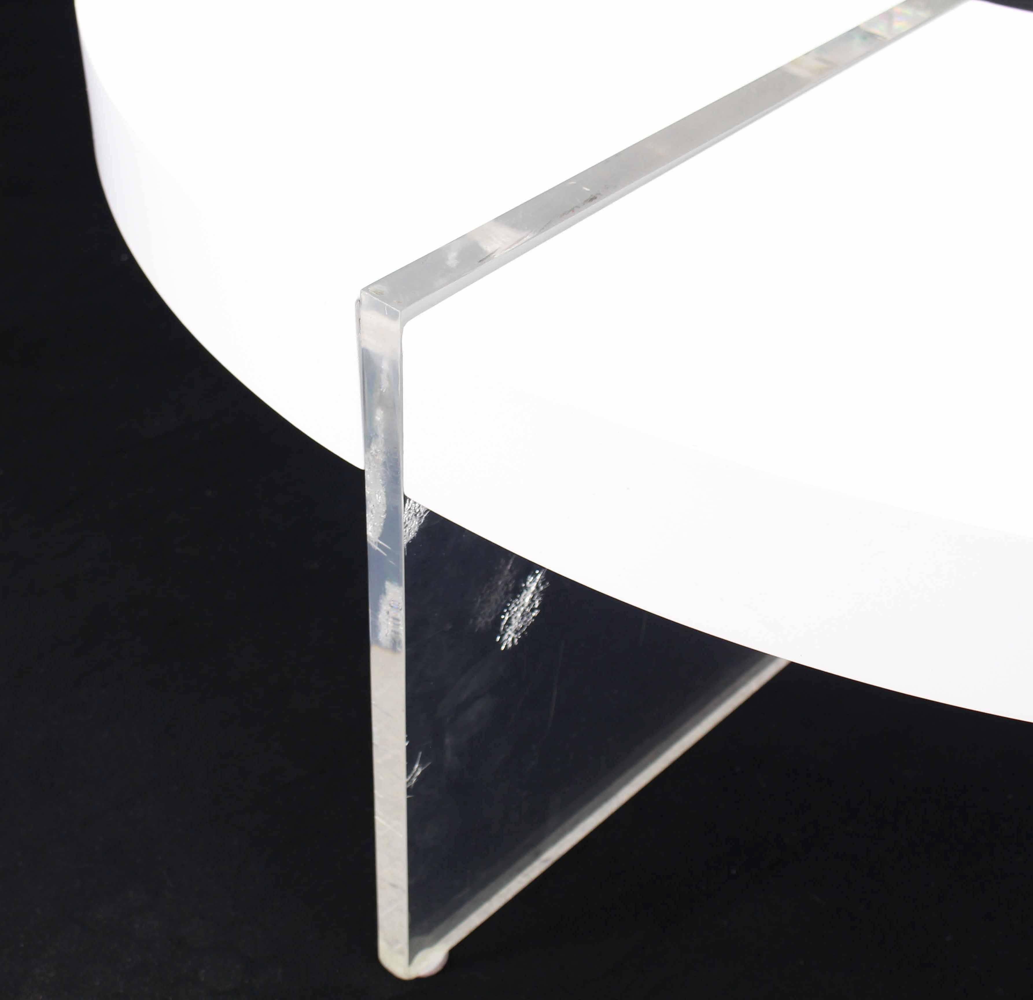 American Round Circle White Lacquer Lucite Coffee Table