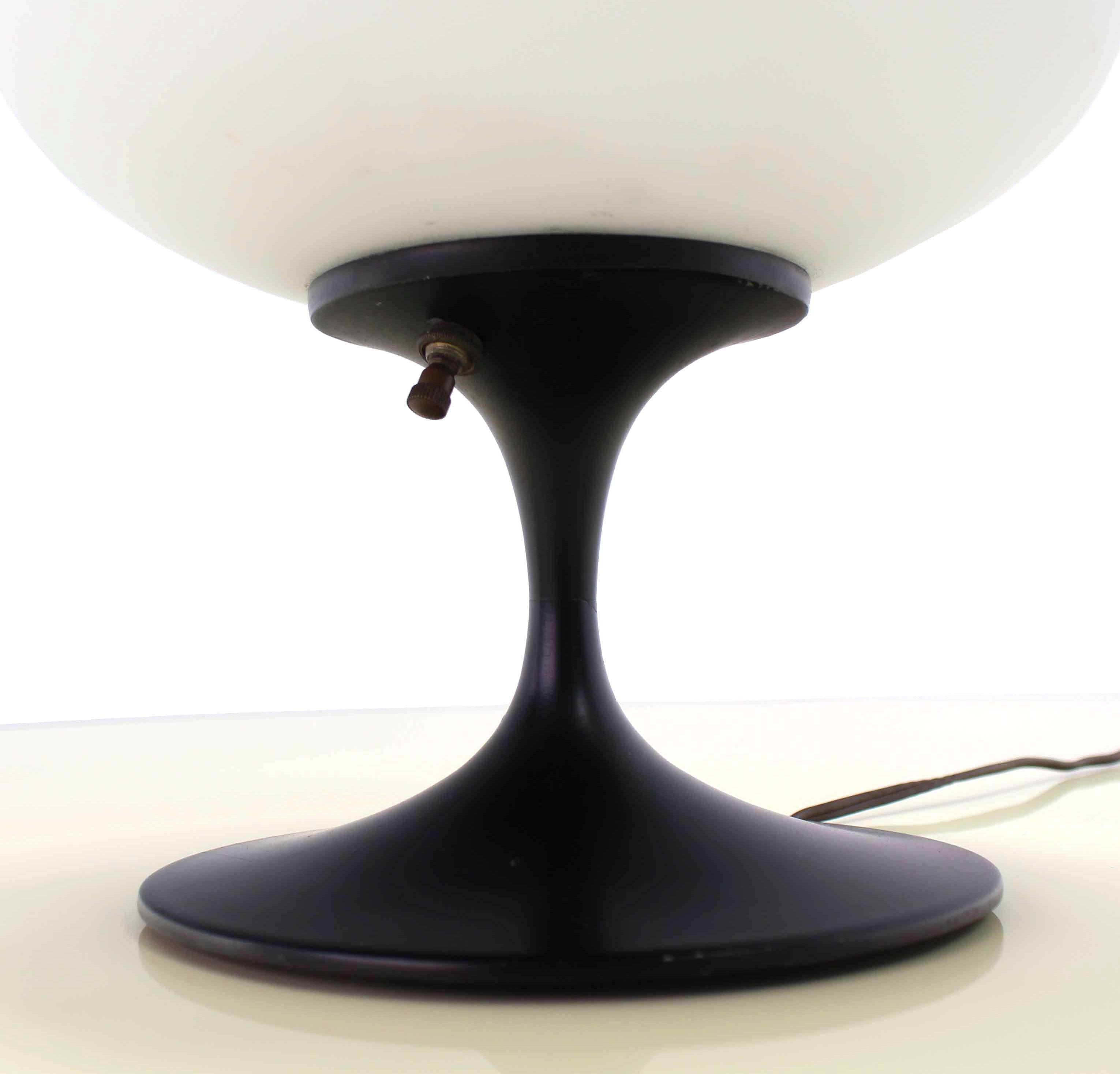 American Mushroom Style Table Lamp