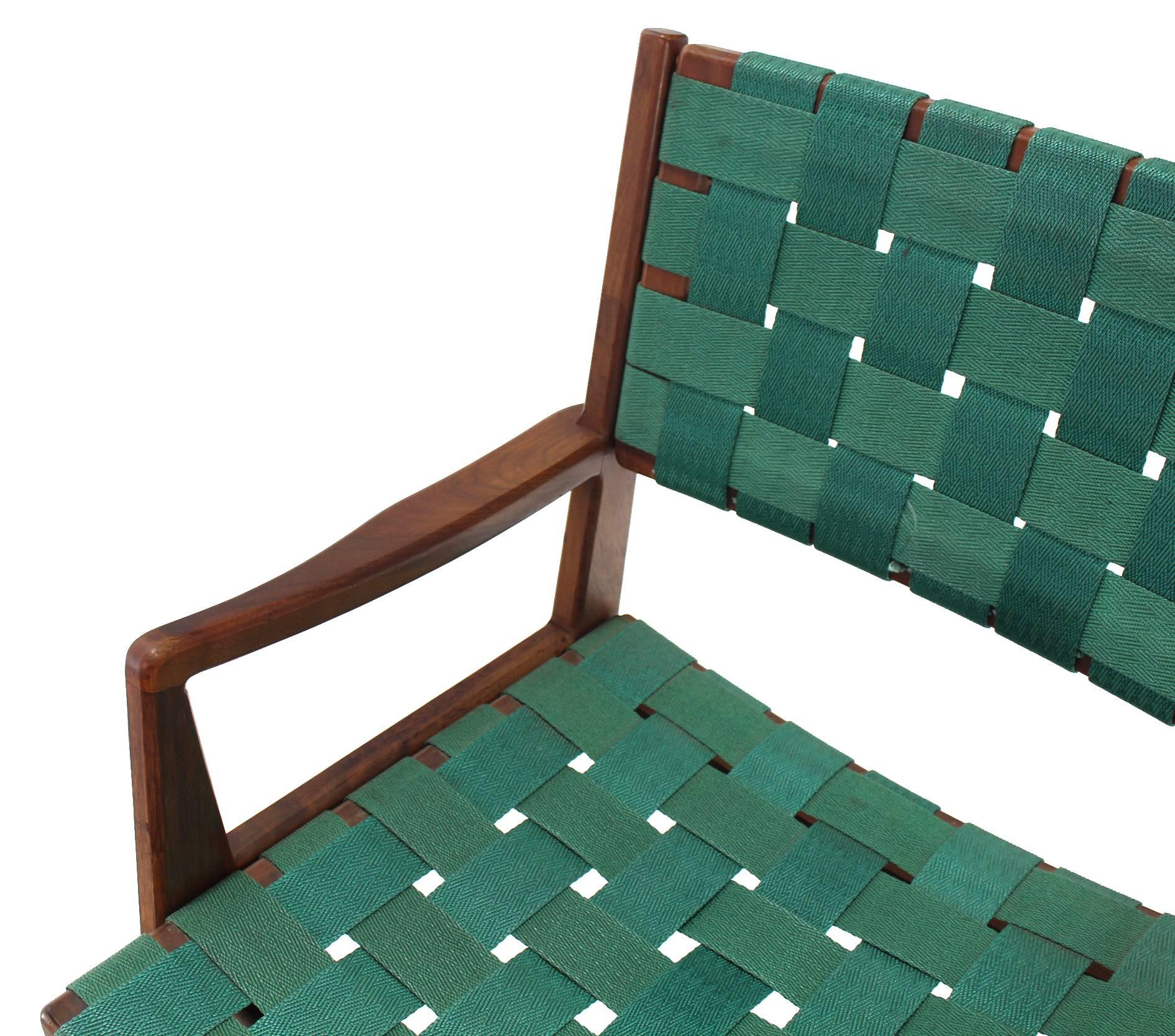 Pair of Mid-Century Modern Oiled Walnut Frames Armchairs For Sale 1