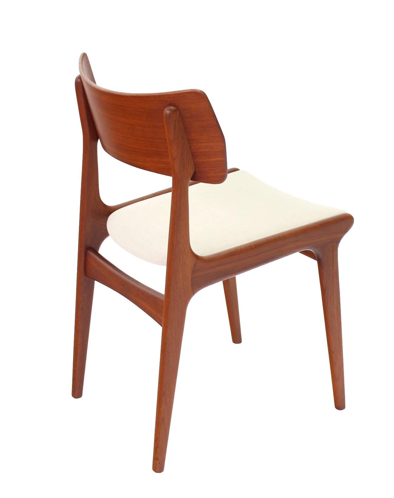 Set of Four Danish Mid Century Modern Teak  Dining Chairs For Sale 2