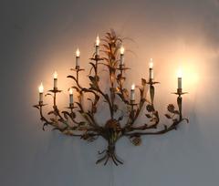 Gilded Metal Leaf and Flower Wall Sconce Light Fixture