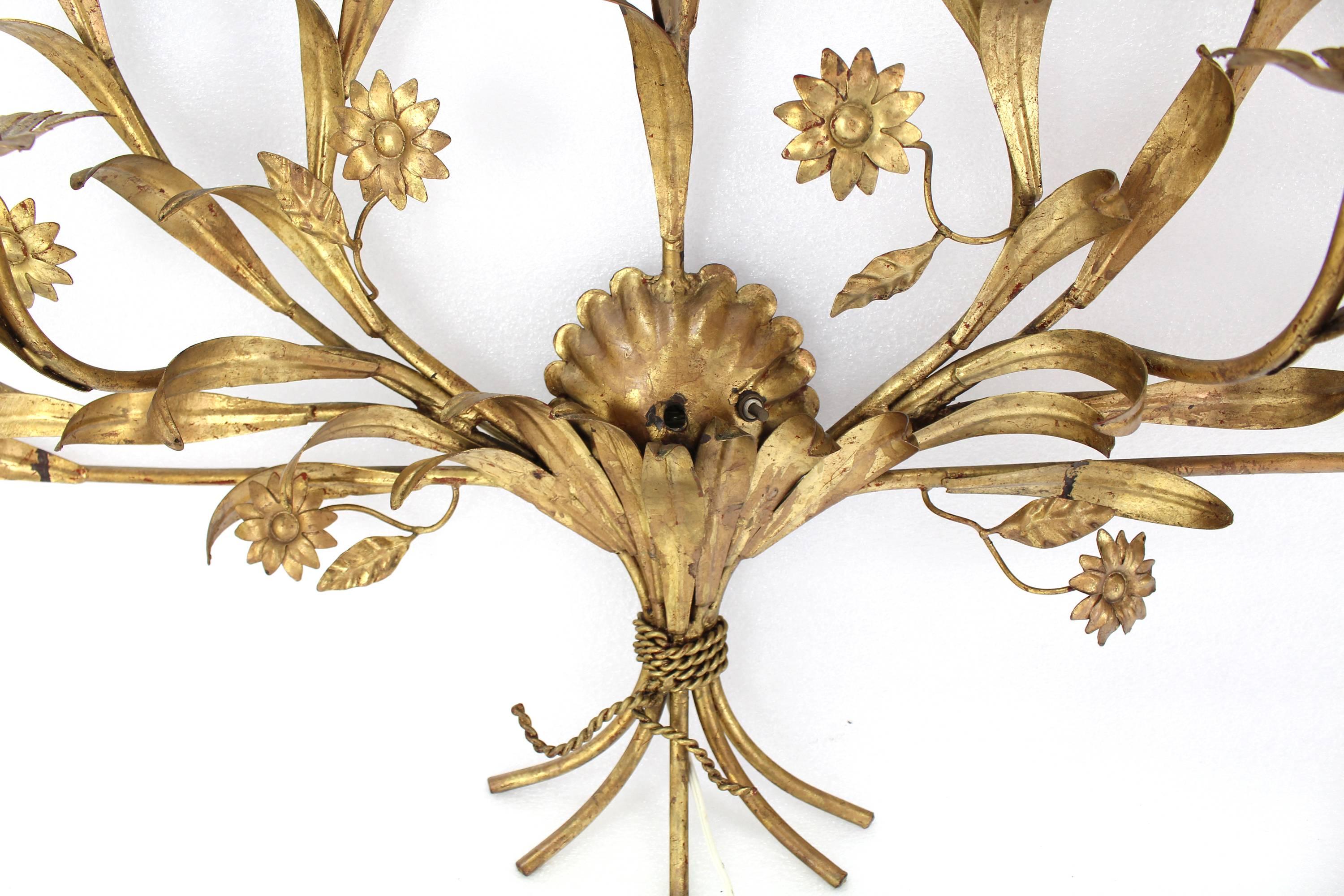 American Gilded Metal Leaf and Flower Wall Sconce Light Fixture For Sale