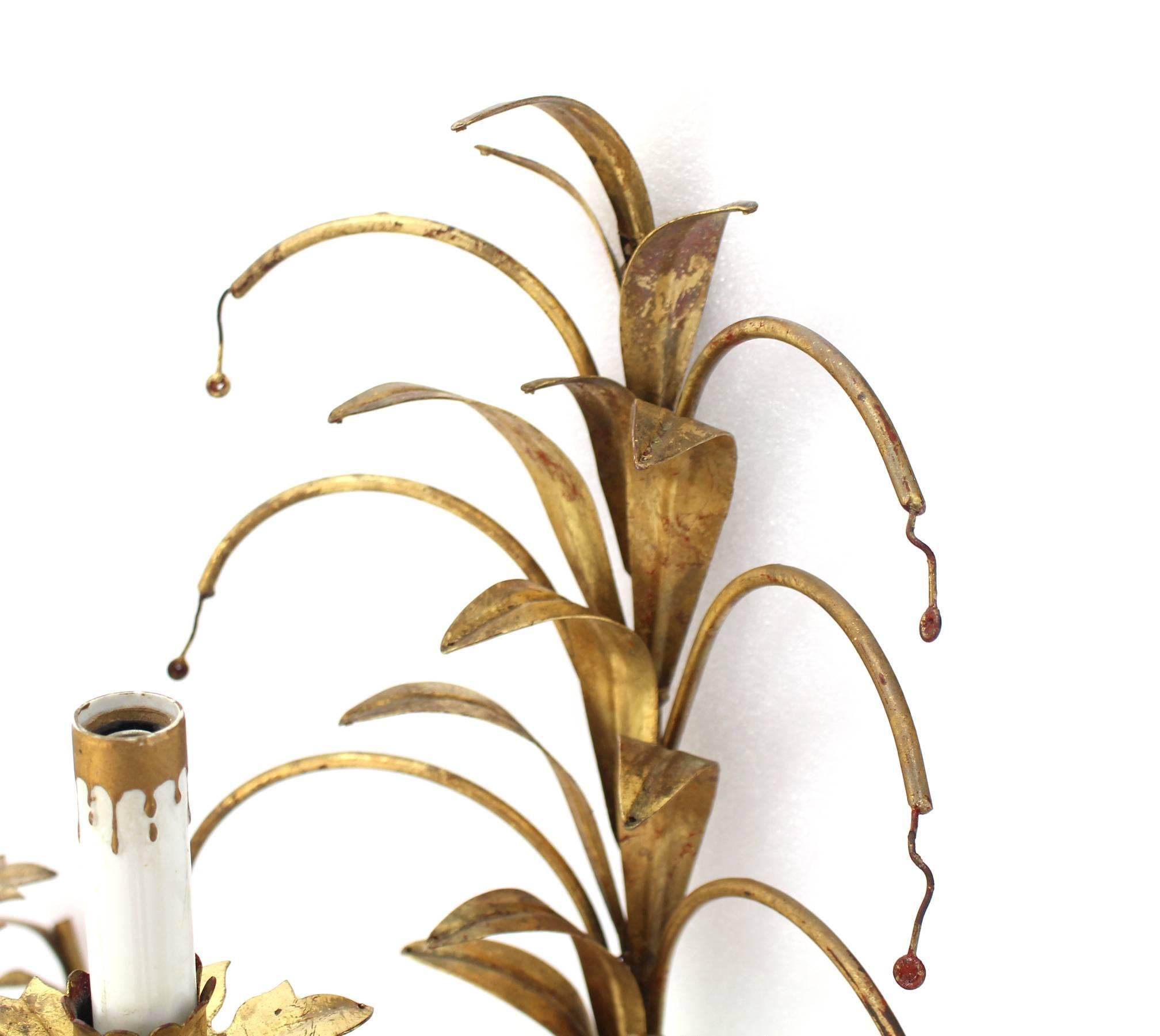 Mid-Century Modern Gilded Metal Leaf and Flower Wall Sconce Light Fixture For Sale