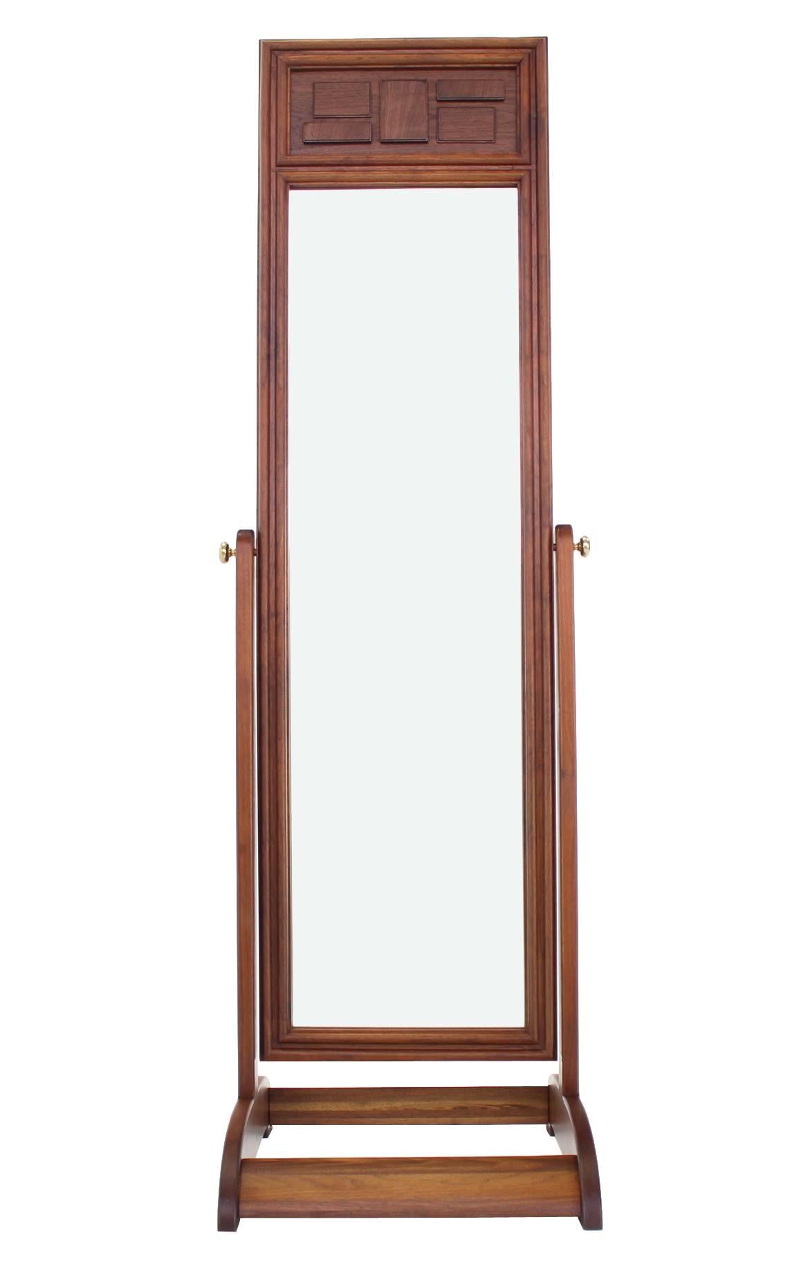 Walnut Cheval Floor Mirror In Excellent Condition In Rockaway, NJ