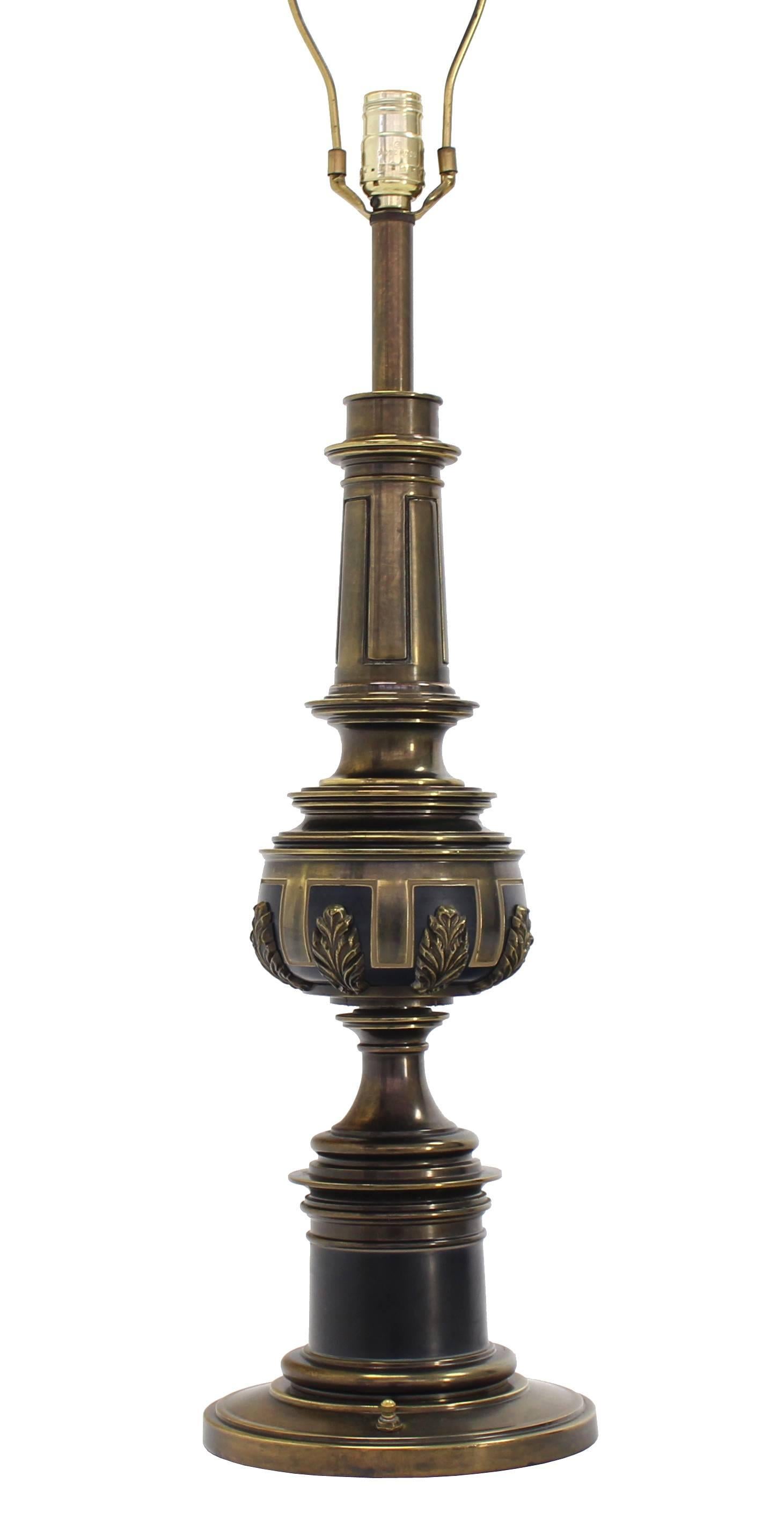 Moderne Mid-Century-Tischlampe von Stiffel im Angebot 2