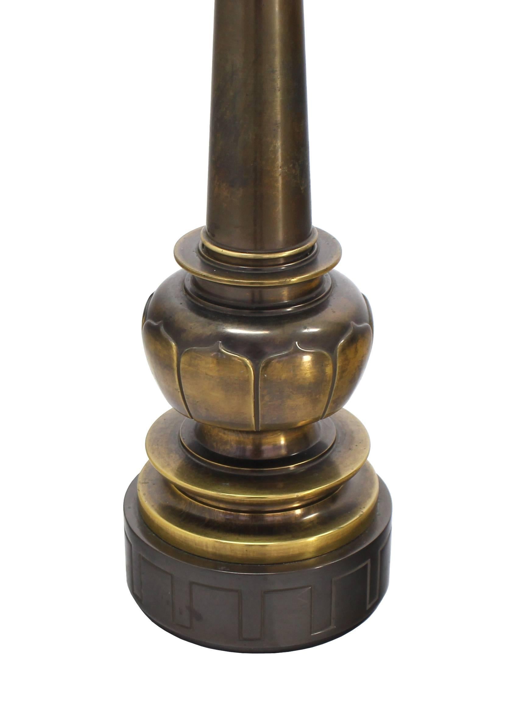 Mid-Century Modern Mid-Century Brass Lotus Motif Table Lamp For Sale