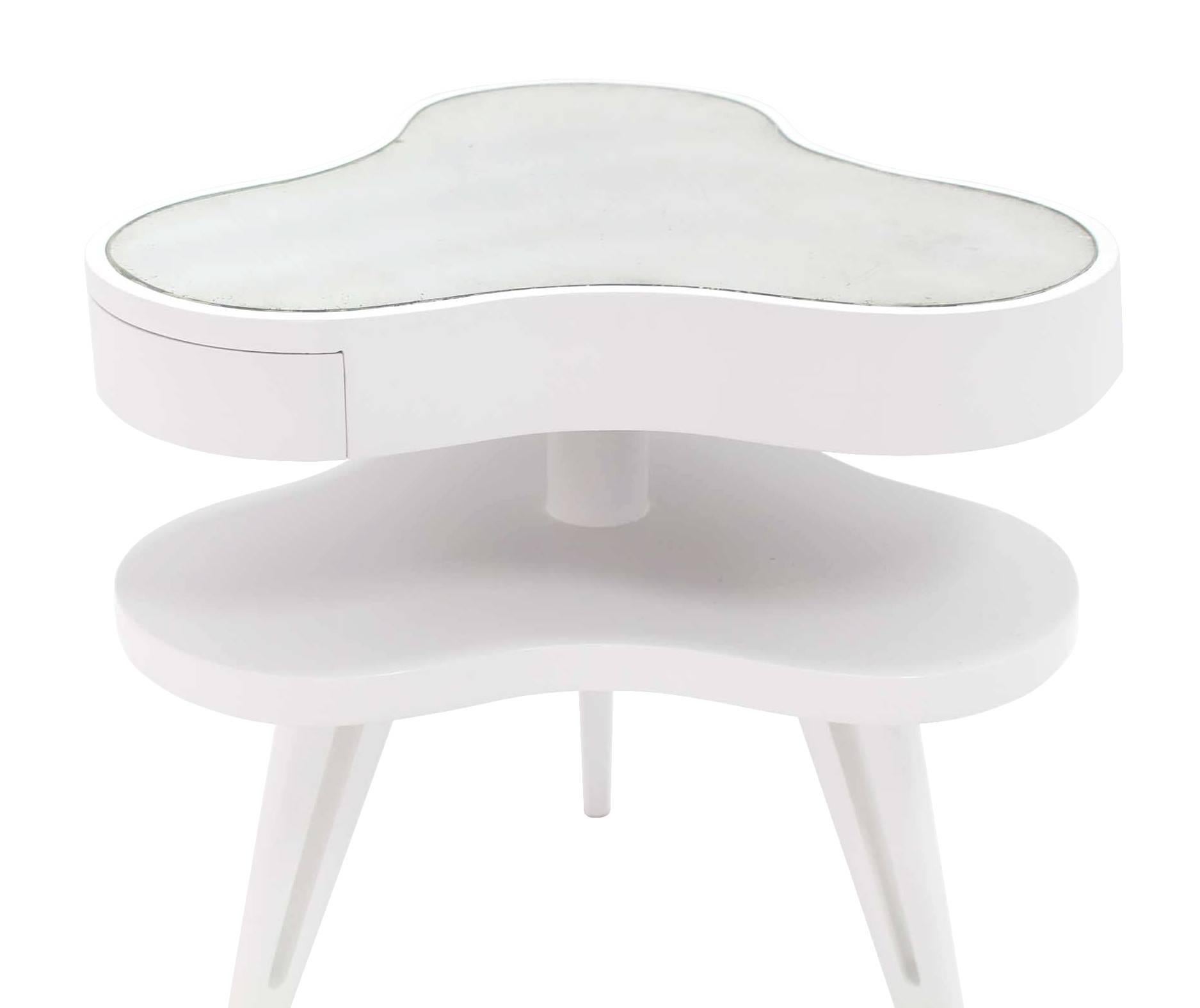 Pair of White Lacquer Pierced Legs Organic Shape End Tables For Sale 2