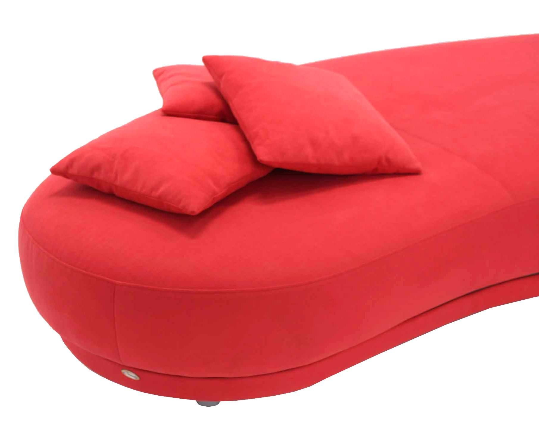 Large Kidney Shape Daybed Sofa In Excellent Condition In Rockaway, NJ