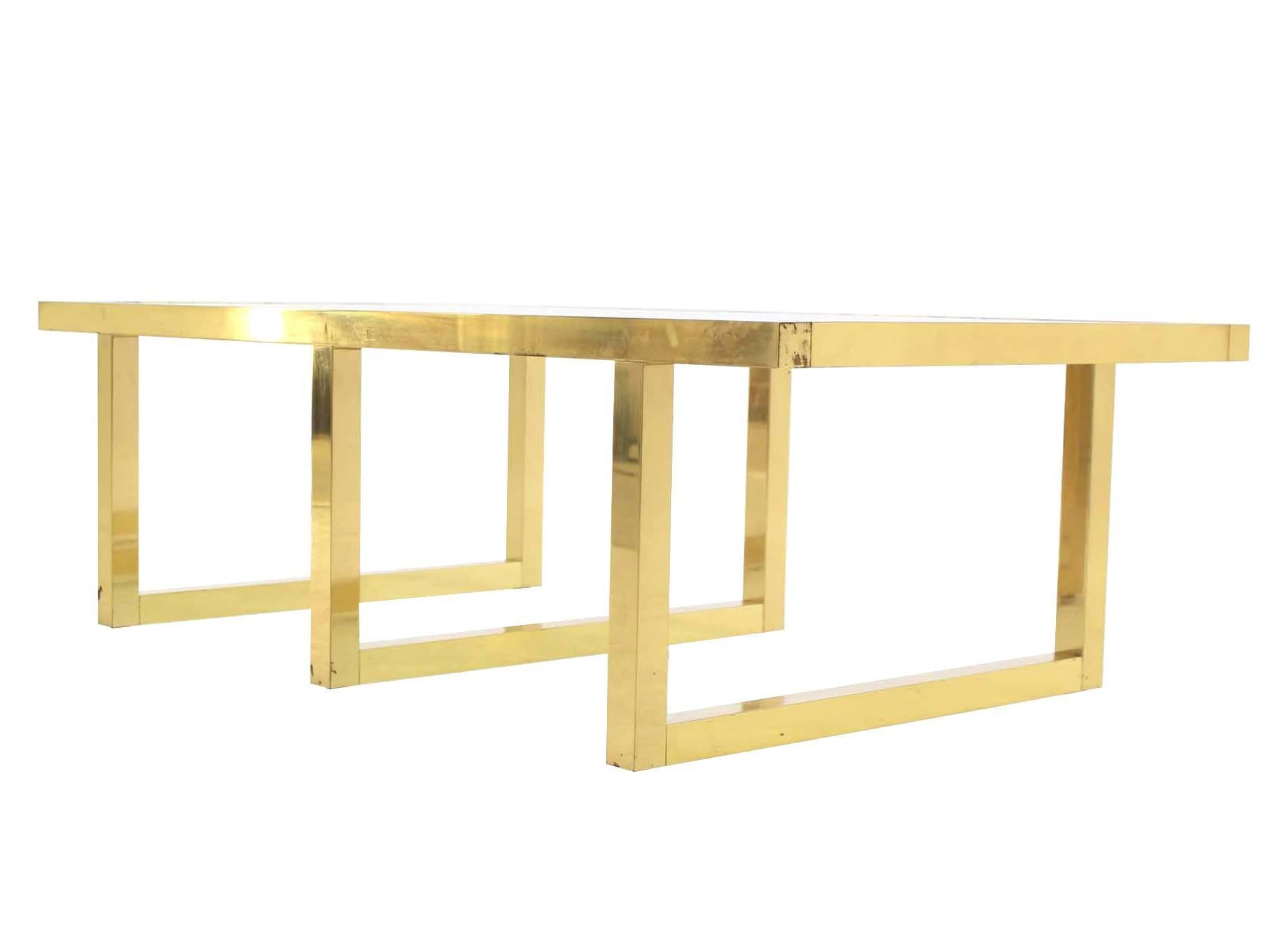 Rectangular Brass and Glass Mid-Century Modern Coffee Table For Sale 2