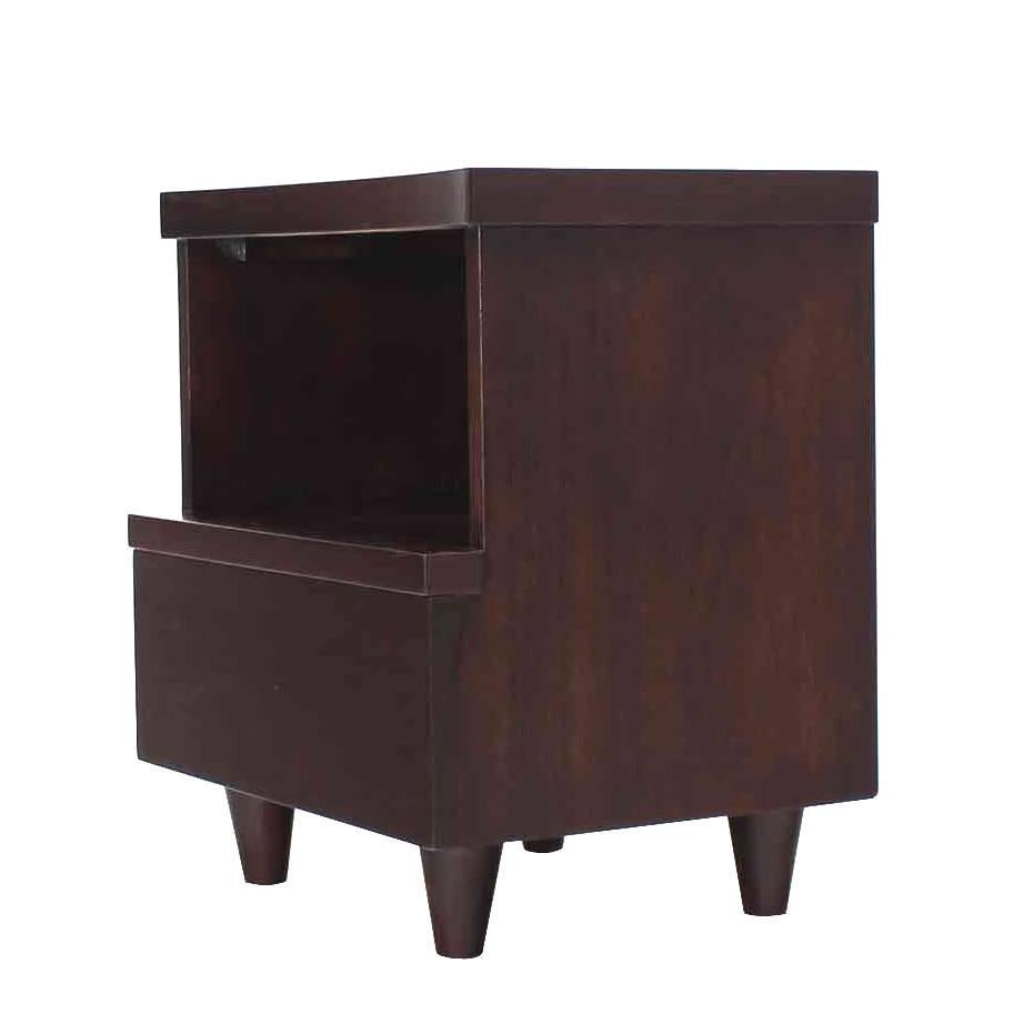 Pair of very nice Mid-Century Modern one drawer end tables or nightstands.