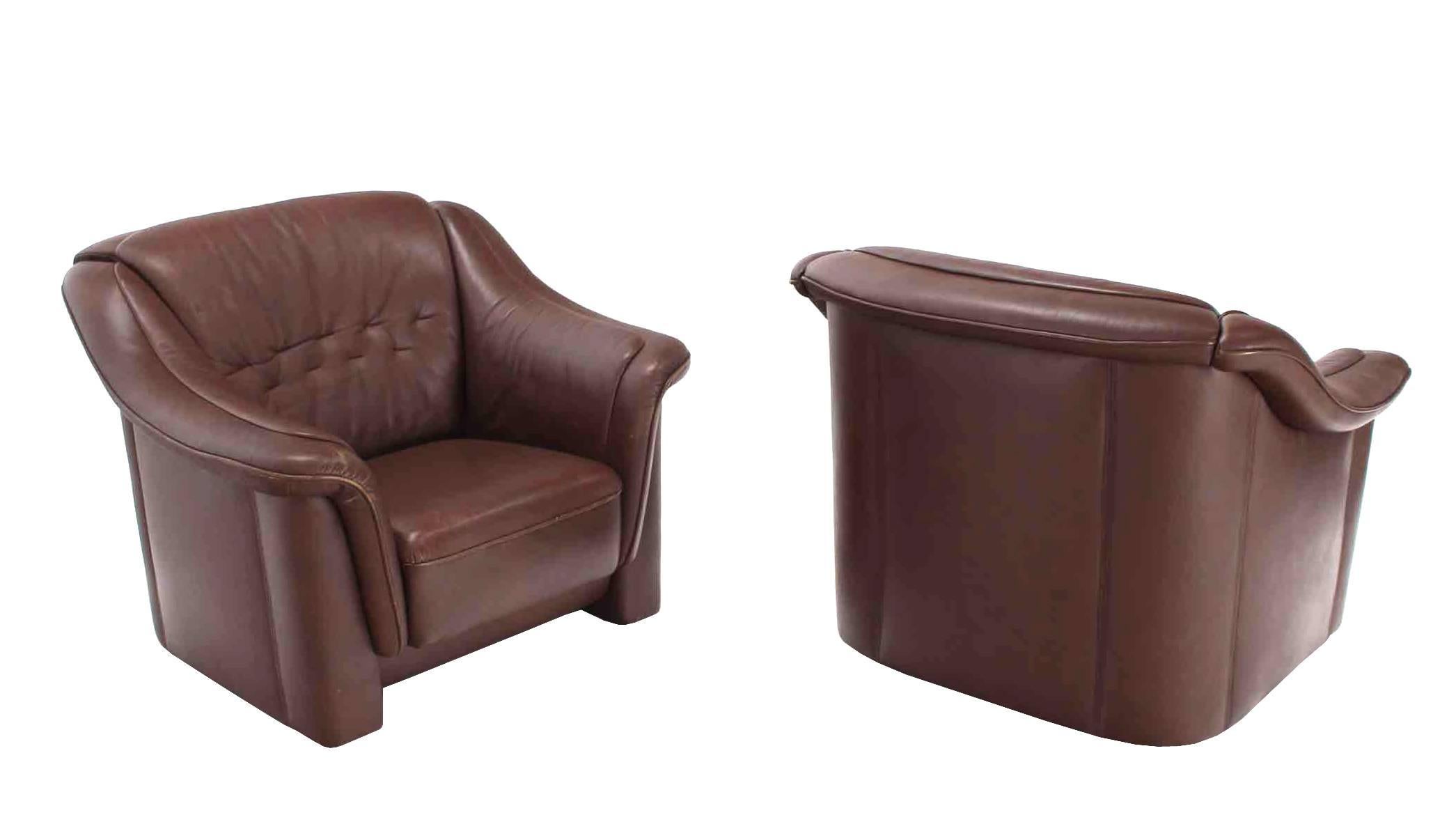 Mid-Century Modern Pair of Brown Leather Lounge Chairs with Ottomans
