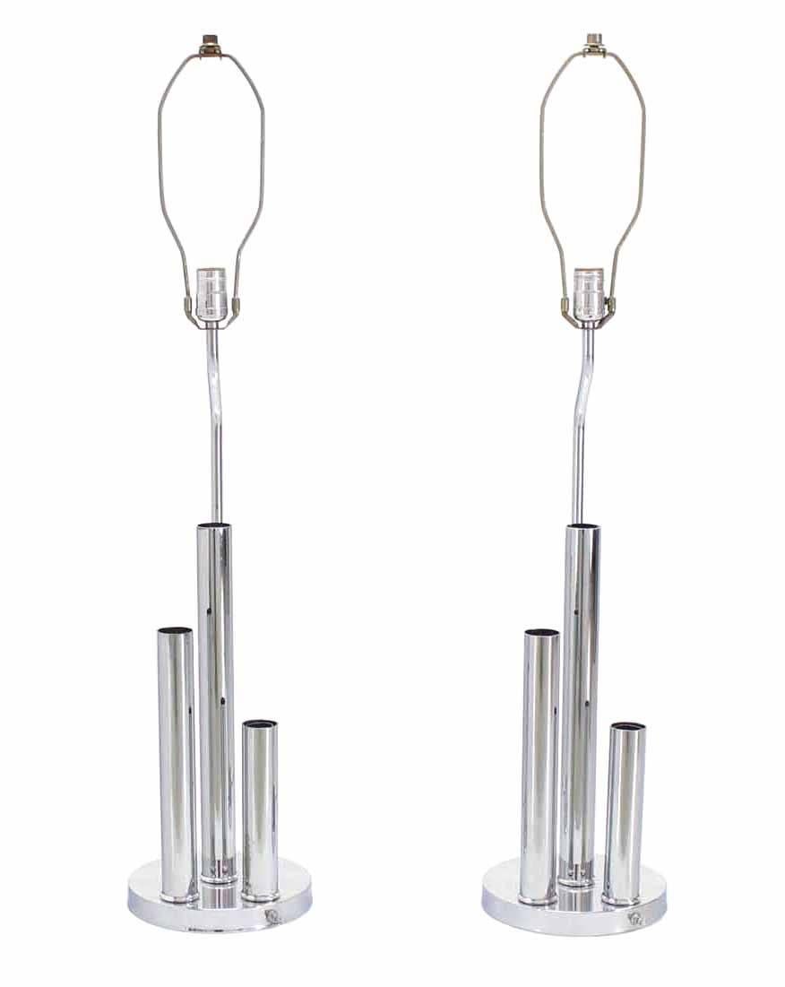 Mid-Century Modern Pair of Chrome Table Lamps For Sale