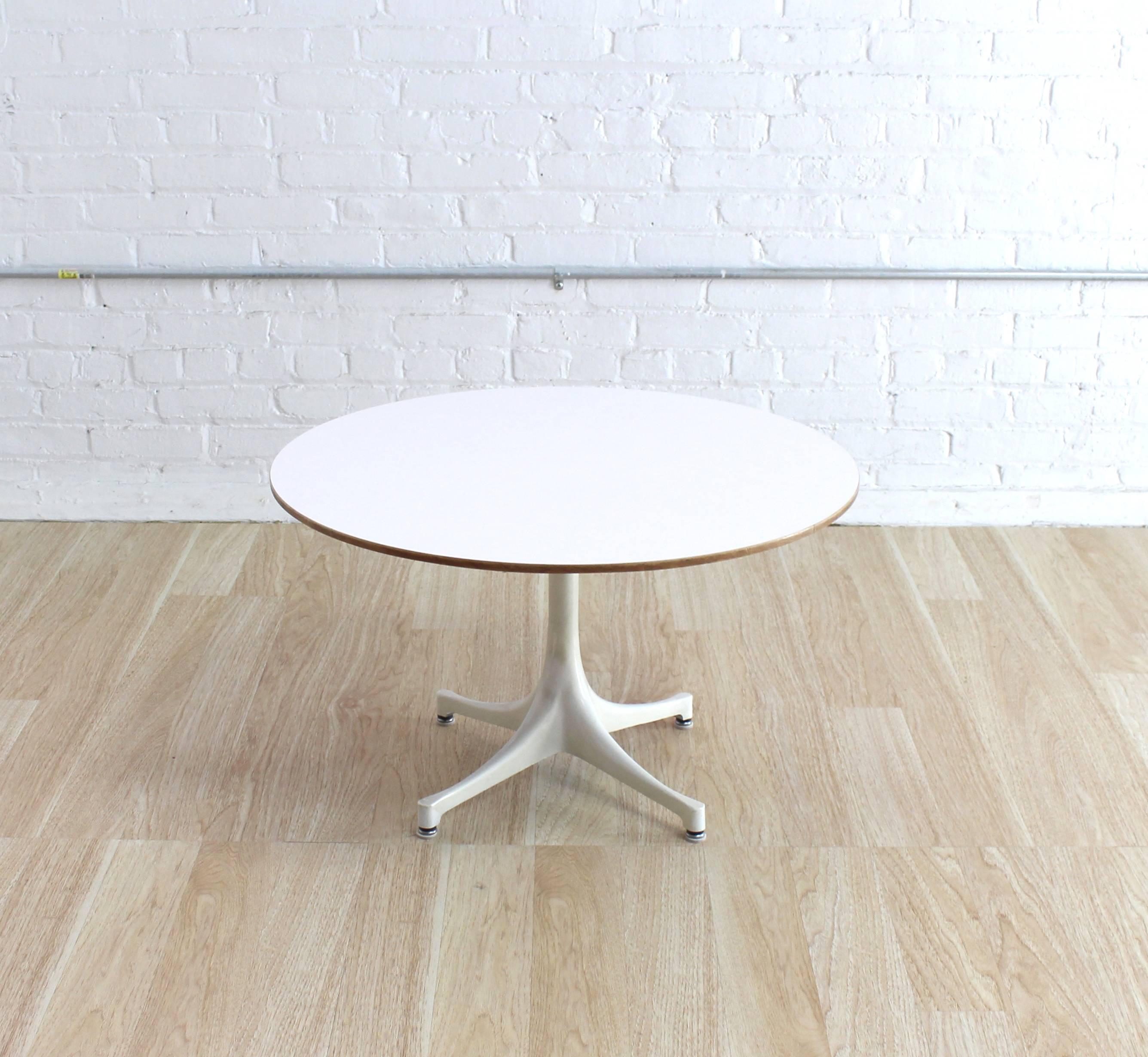 George Nelson Round Side Table 1