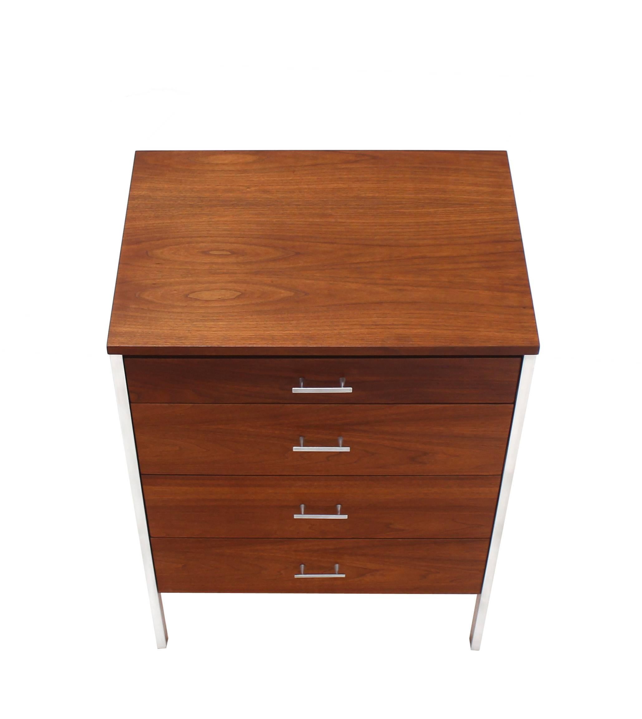 Mid-Century Modern Four Drawers Small Petit Narrow  Bachelor Chest For Sale